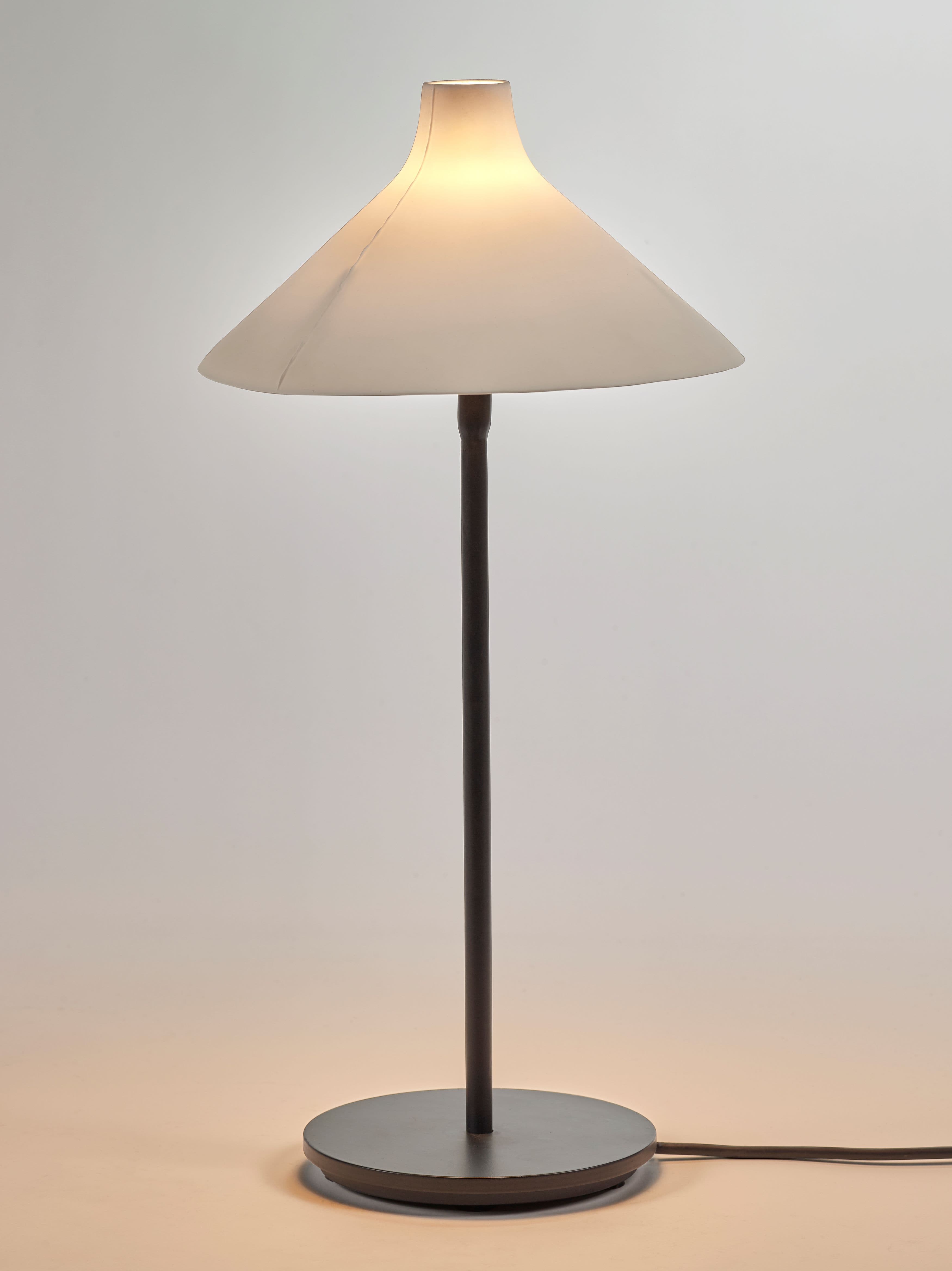 Seam Pöytävalaisin White S 51cm