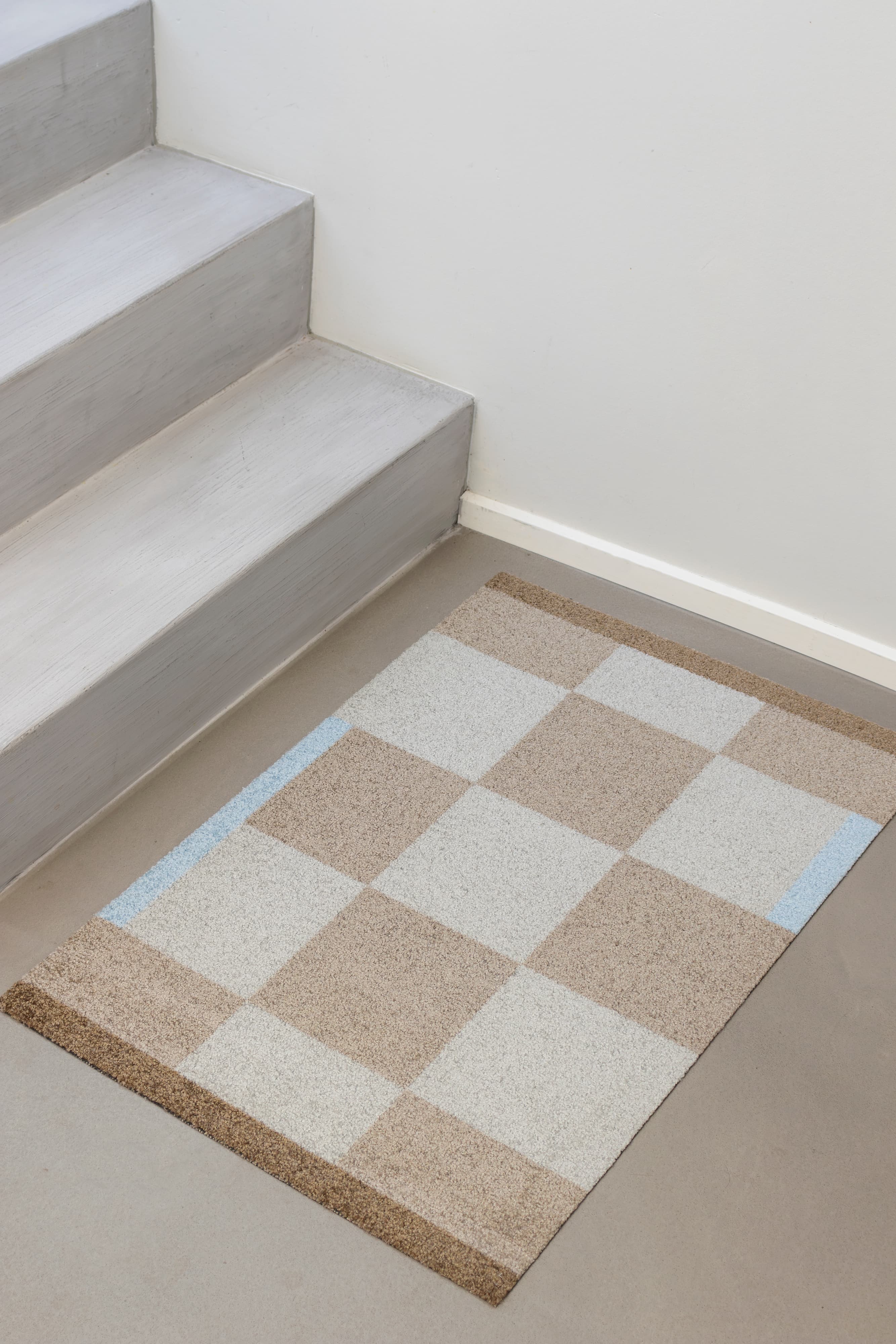 Square all-round matto camel 55x80