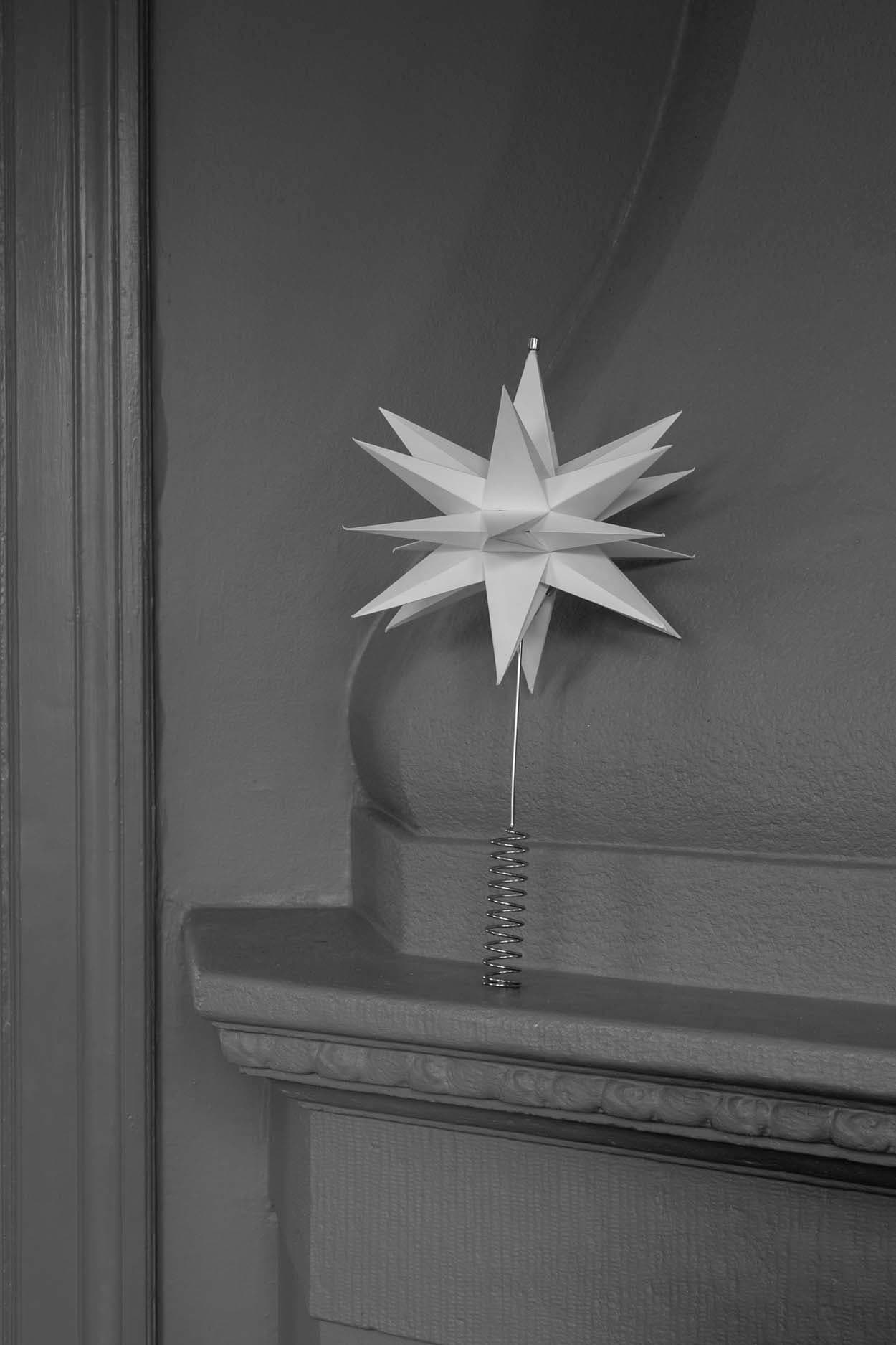 Sputnik Latvatähti White