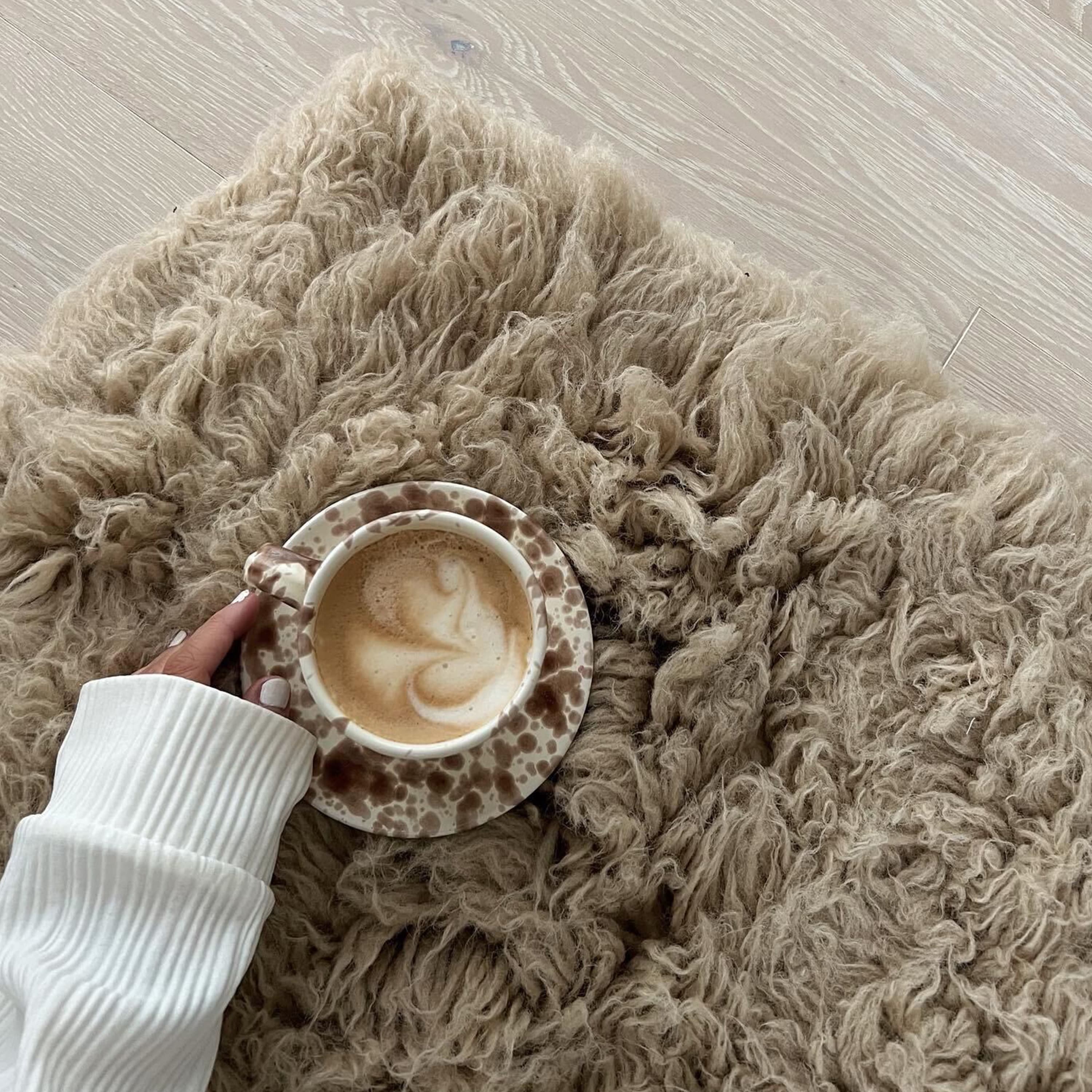 Fluffy Flokati Matto Camel 300 x 400