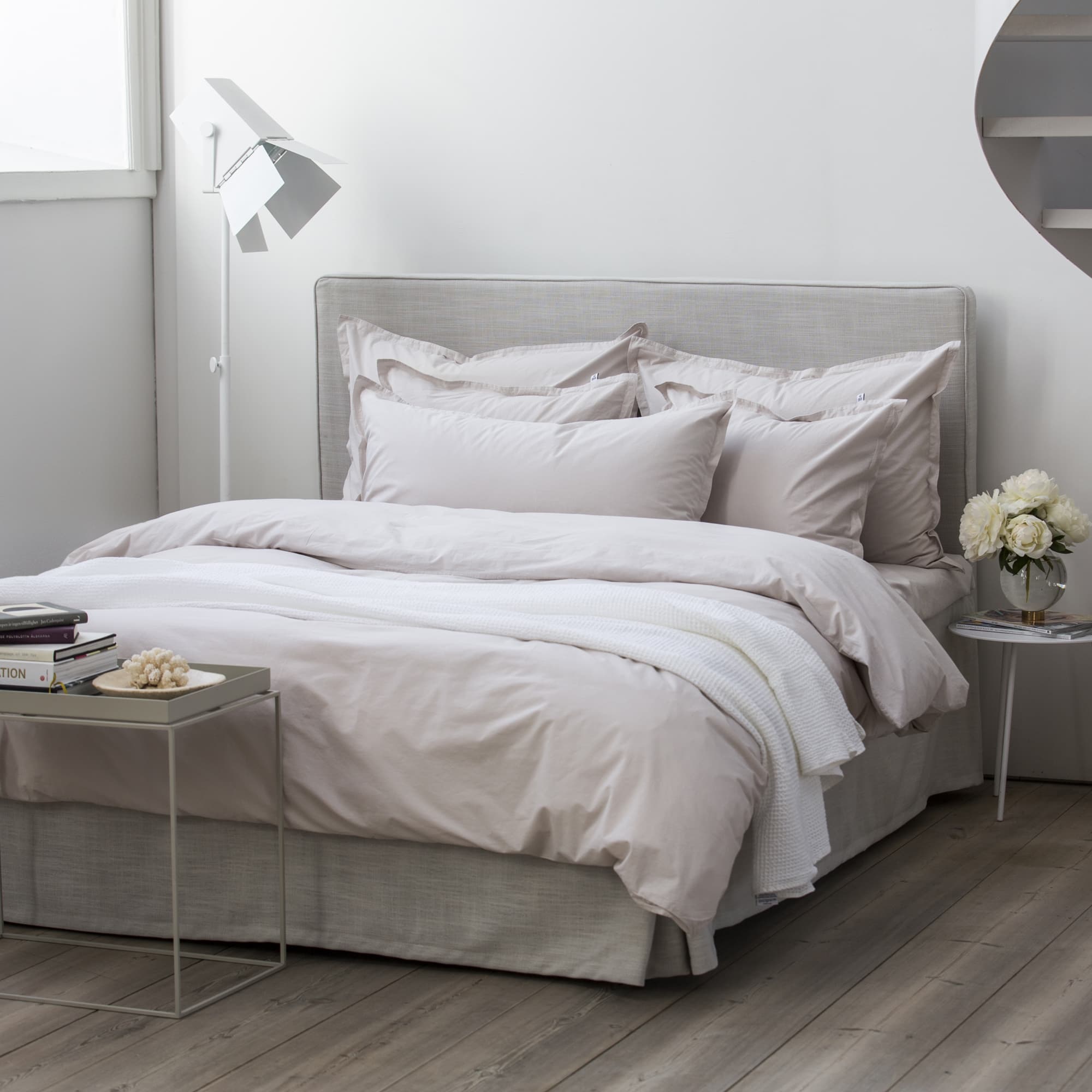 Venezia Helmalakana Ivory 180x220x44