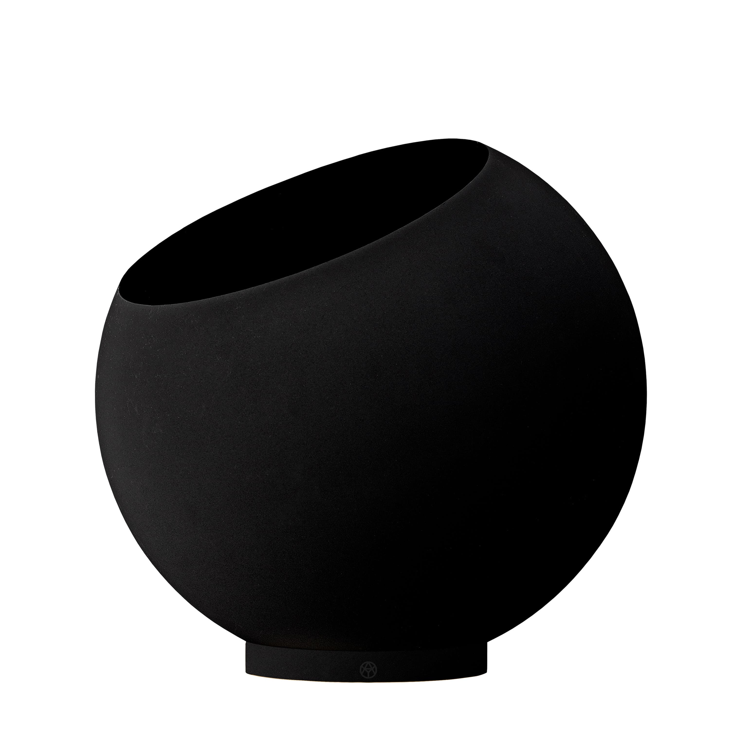 Globe Ruukku Black Ø43