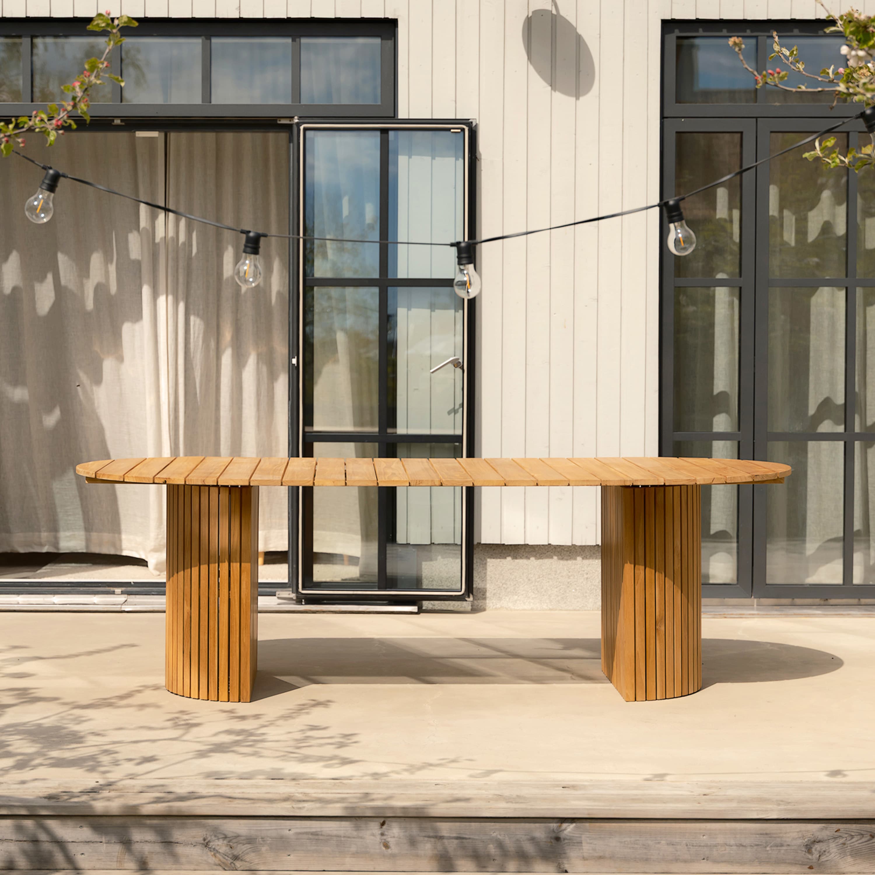 Soleil Outdoor Ruokapöytä 240 cm