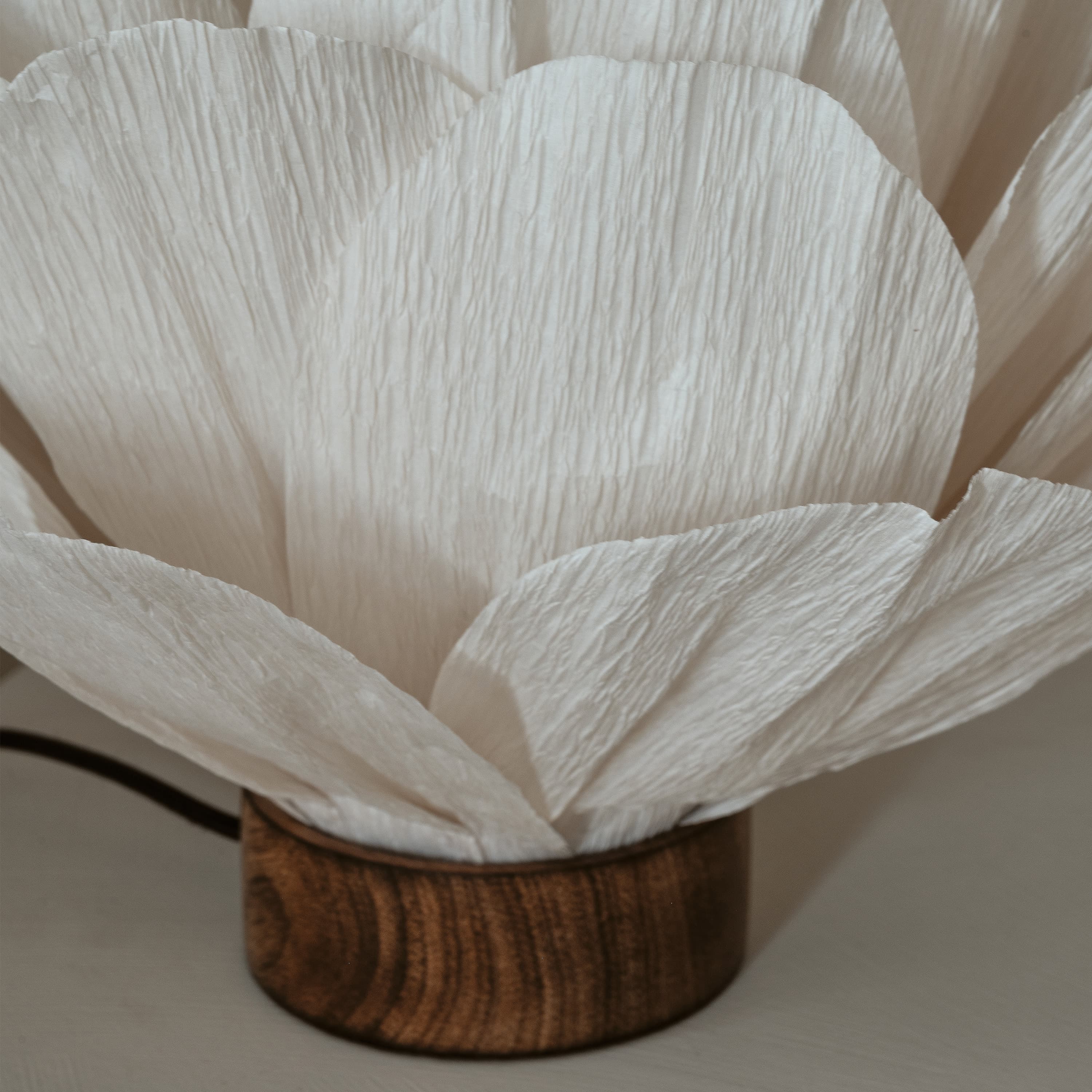 Lisa Pöytävalaisin Valkoinen 23cm