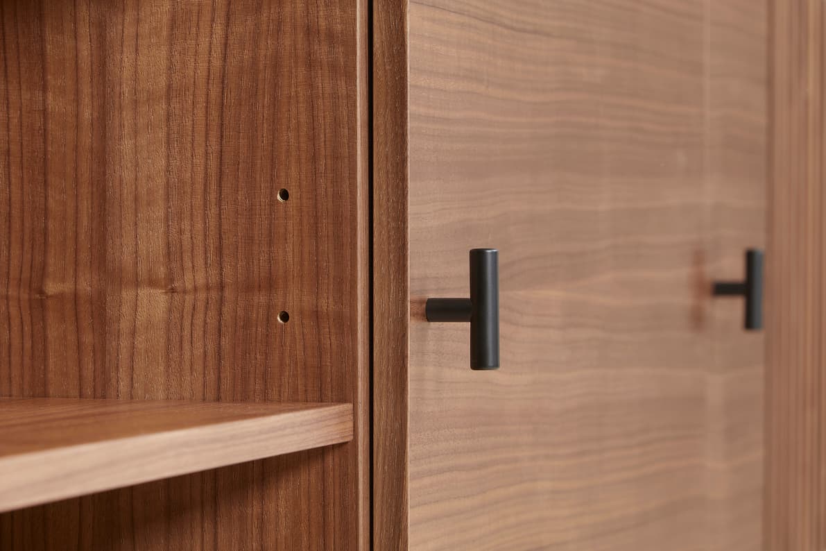 Array senkki walnut/black 120 cm