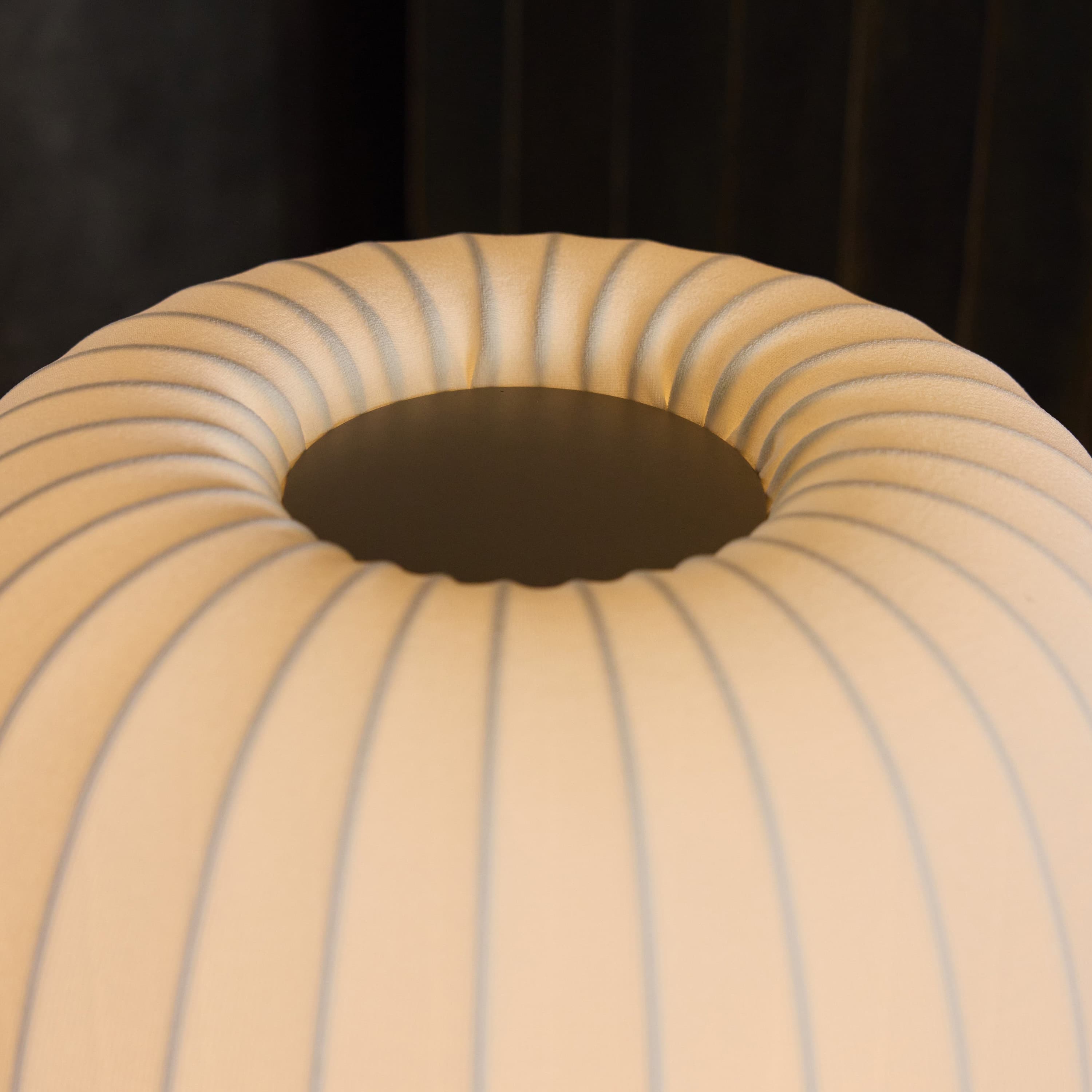 Tradition Lattiavalaisin Offwhite/Greige