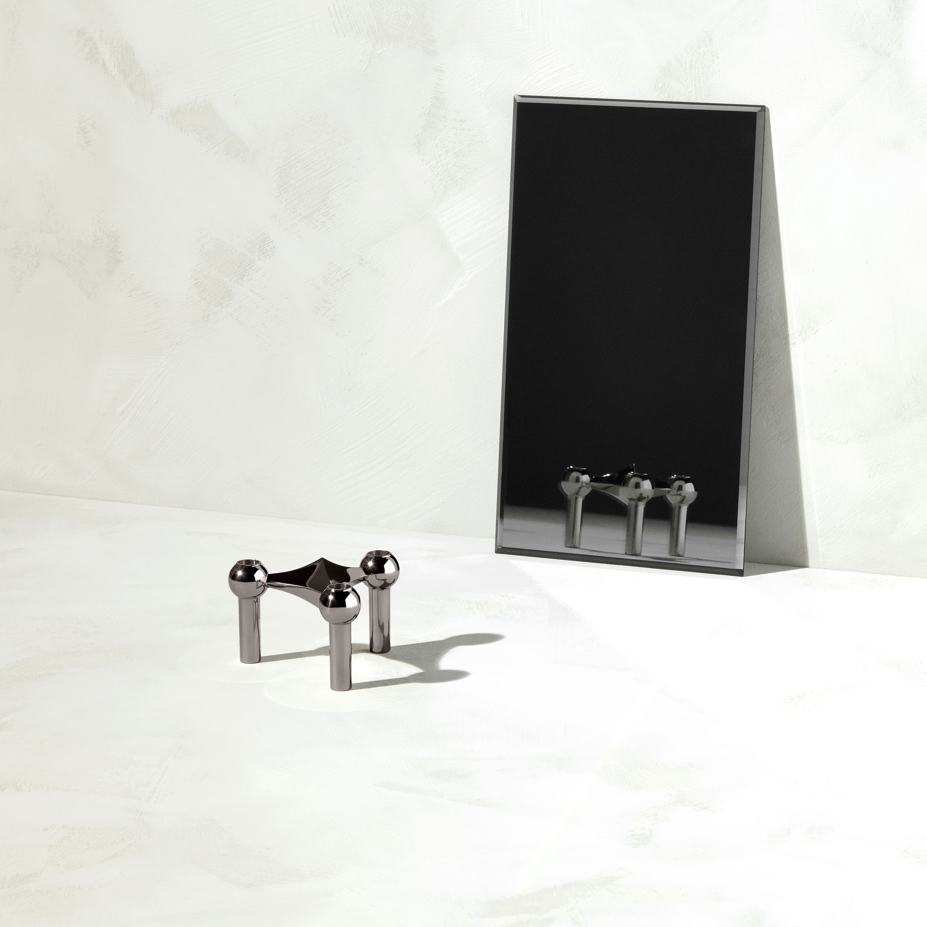 STOFF Nagel Kynttilänjalka Black Chrome