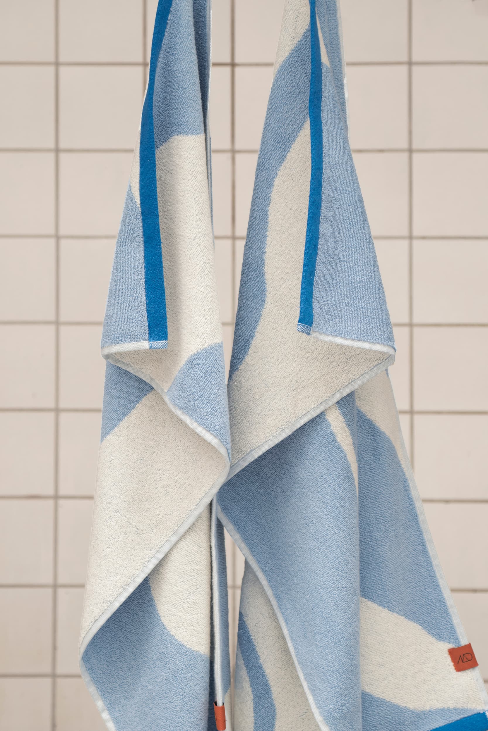 Nova Arte Pyyhe Light Blue/Off-White 70x133
