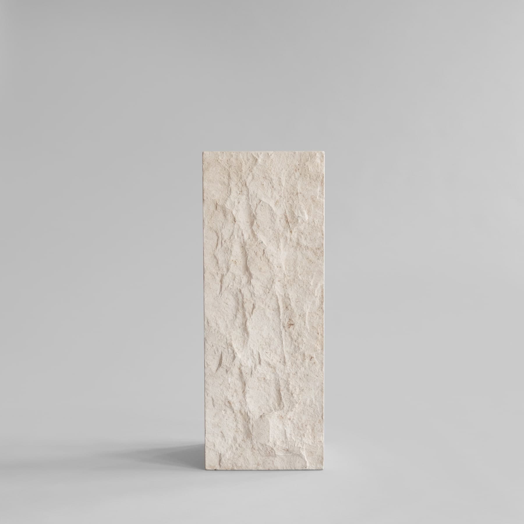 Podium Pedestal Limestone Maxi