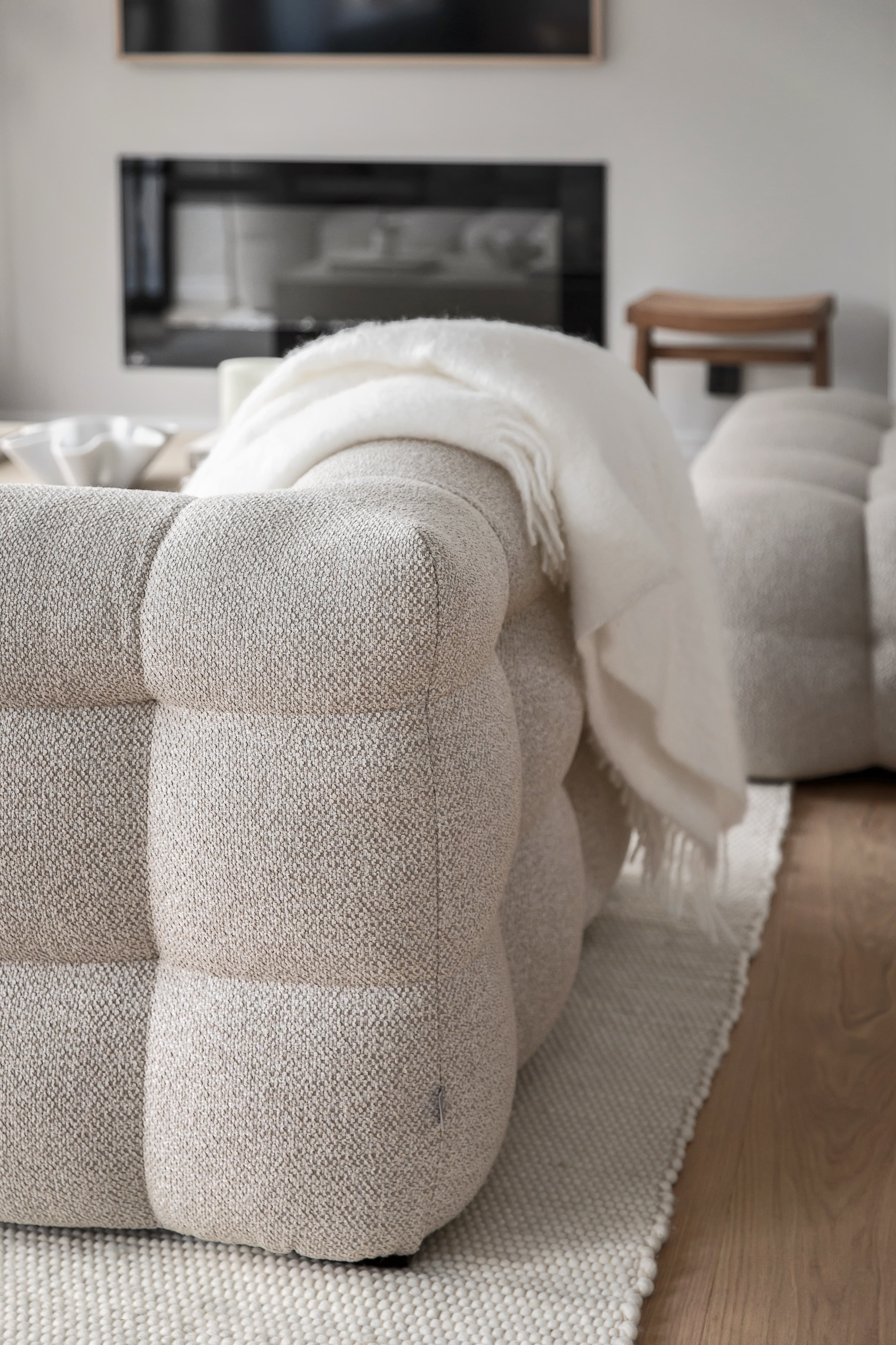 Billie 4-istuttava Sohva Beige Bouclé
