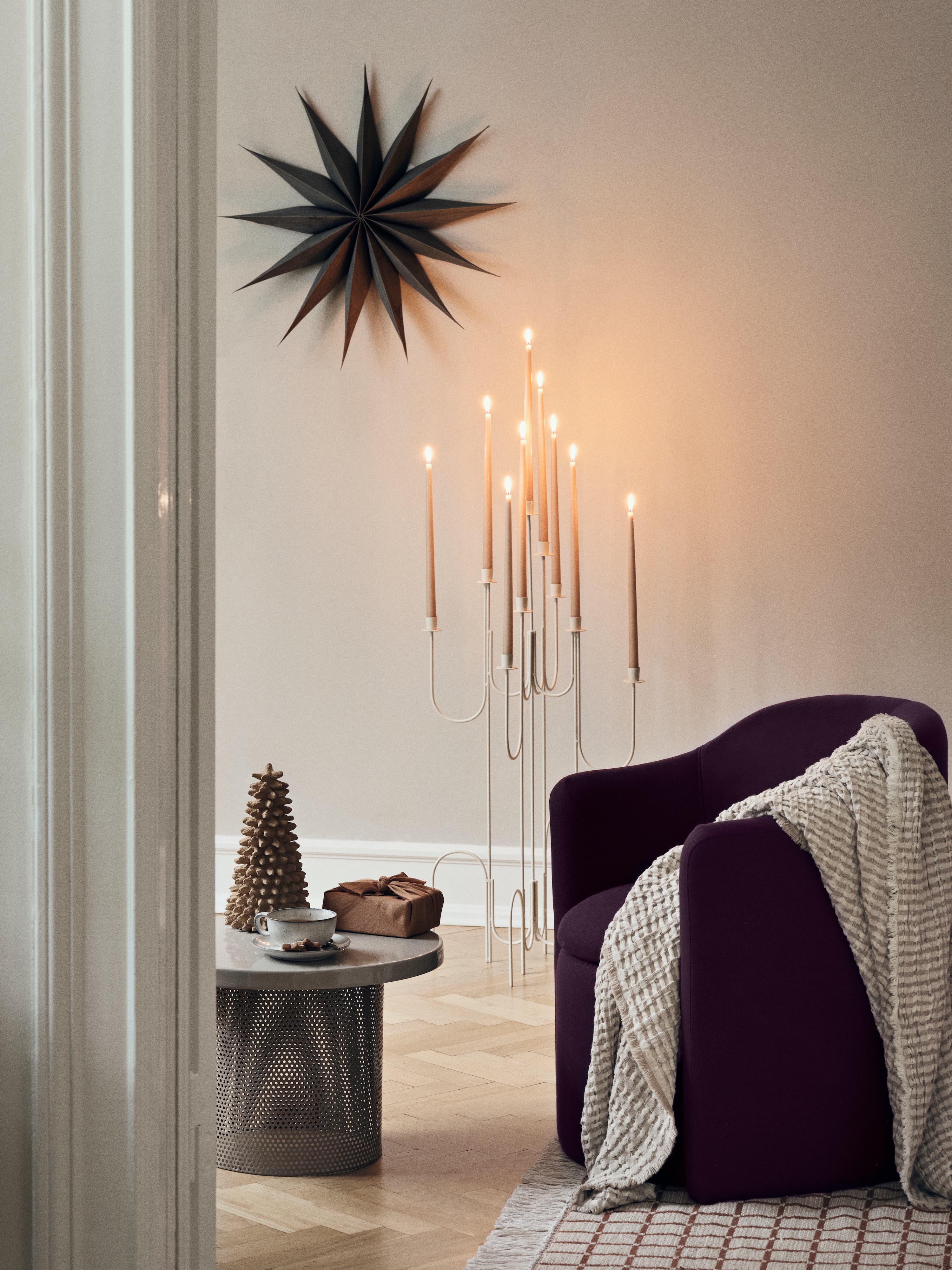 Farri Lattia kynttilänjalka Light Warm Grey 100cm