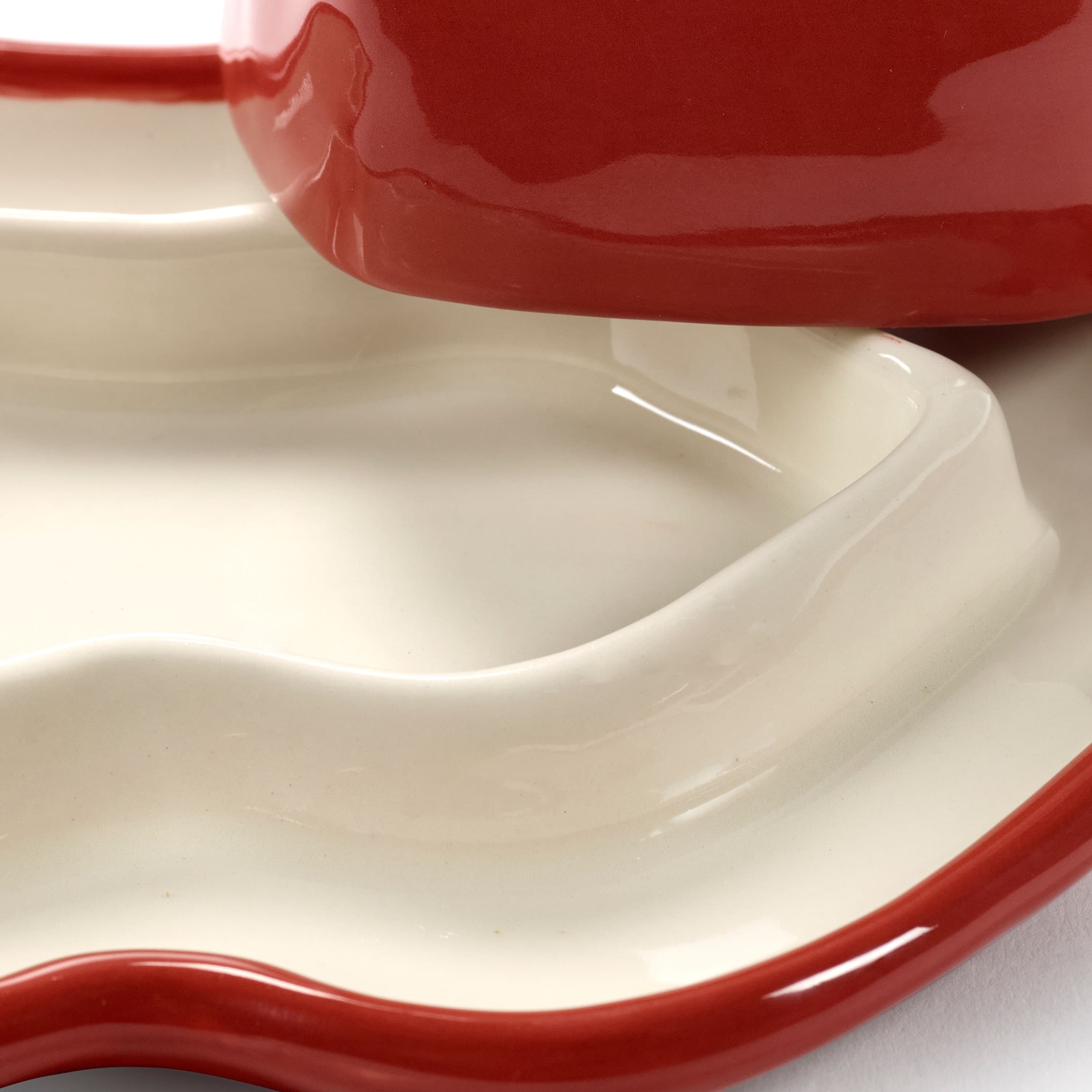 Les Objets Mouleversants Astia Kannella Red