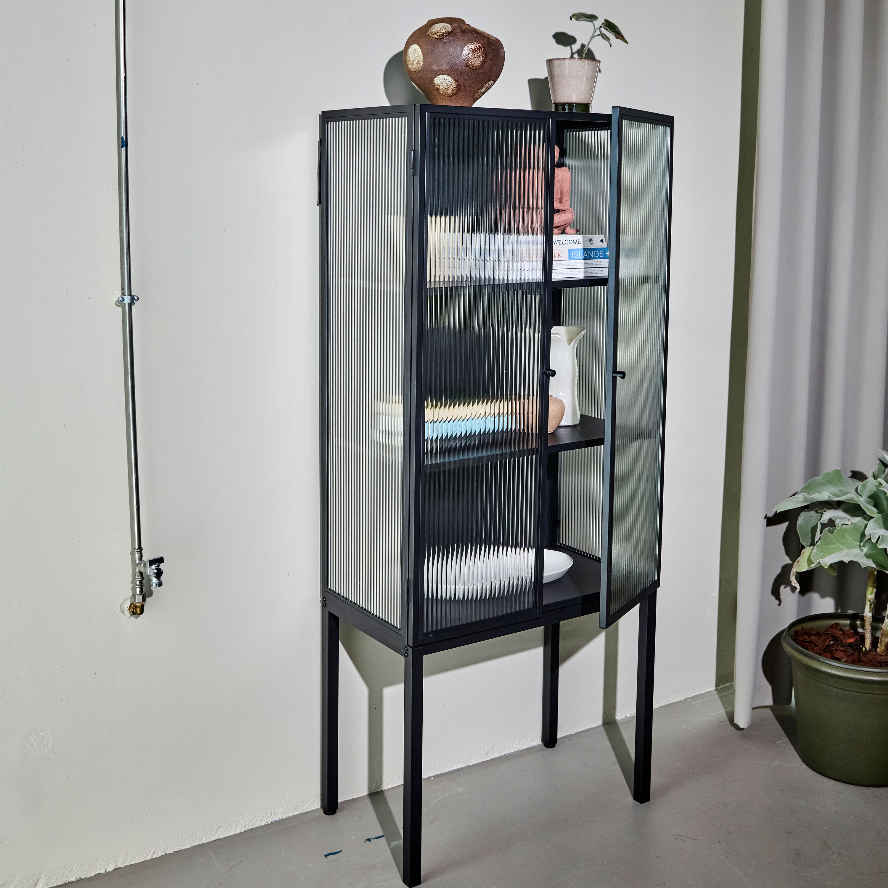 Cabin Kaappi Musta 70x168