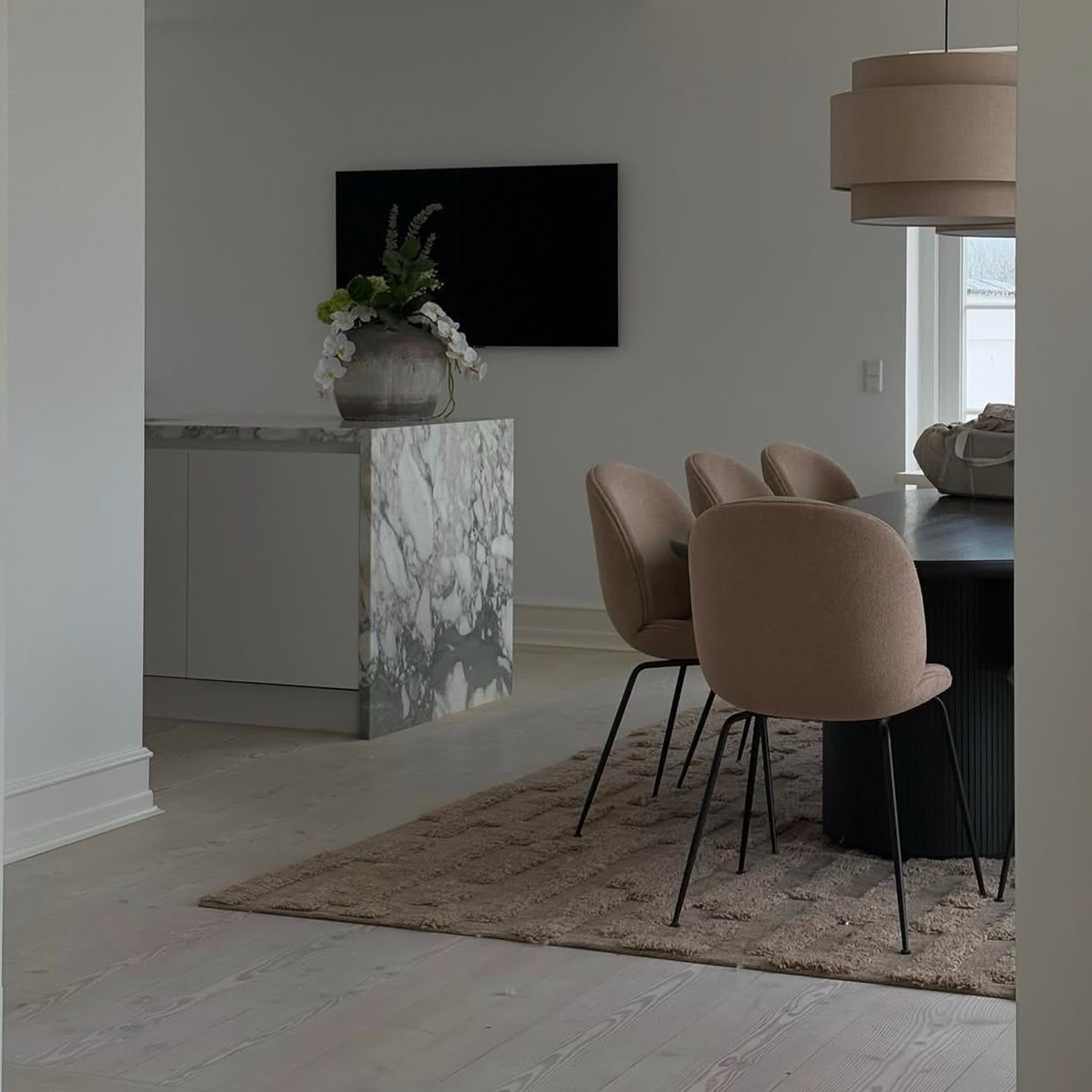 Bielke Villamatto Dark Beige 200x300