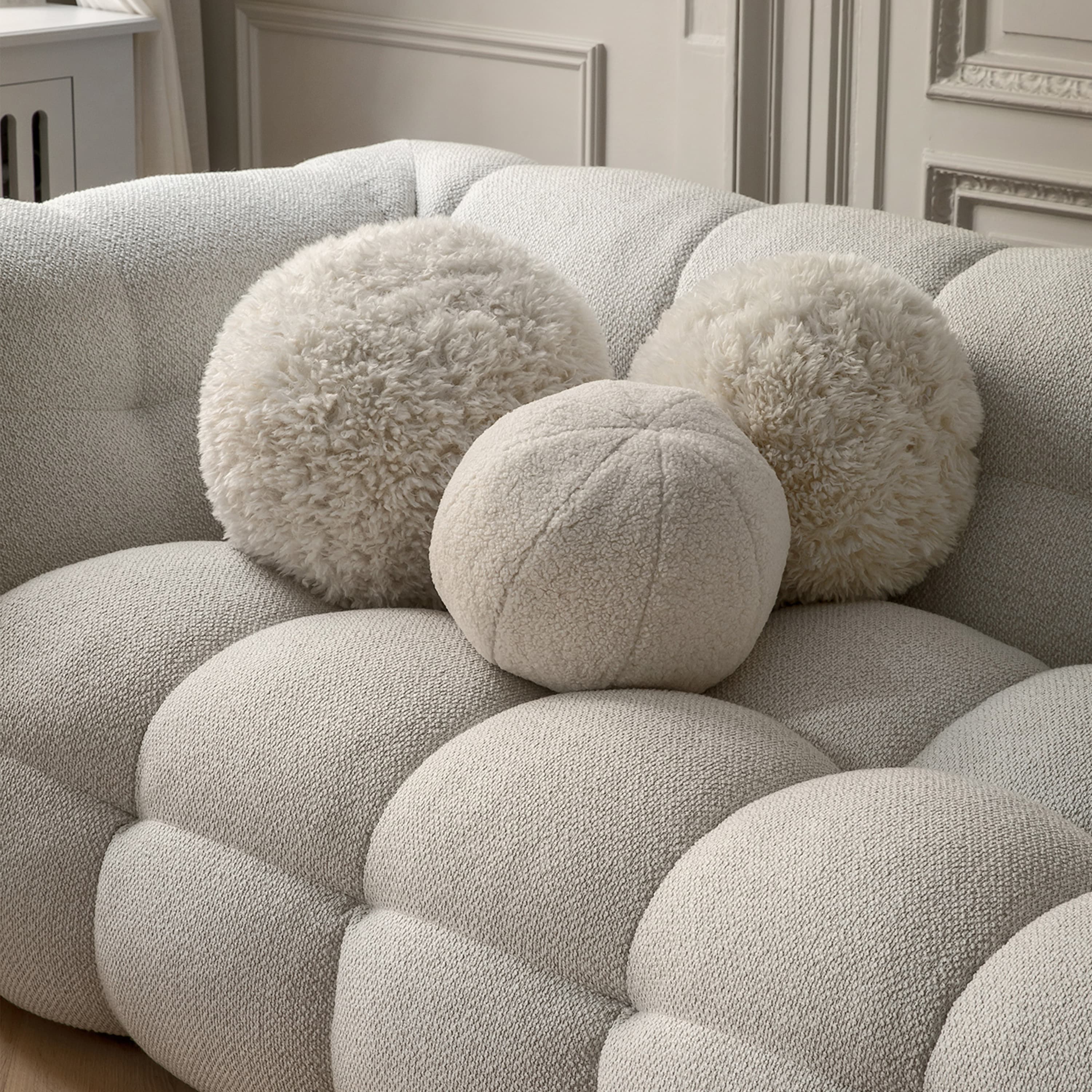 Billie Divaanisohva Oikea Ivory Bouclé