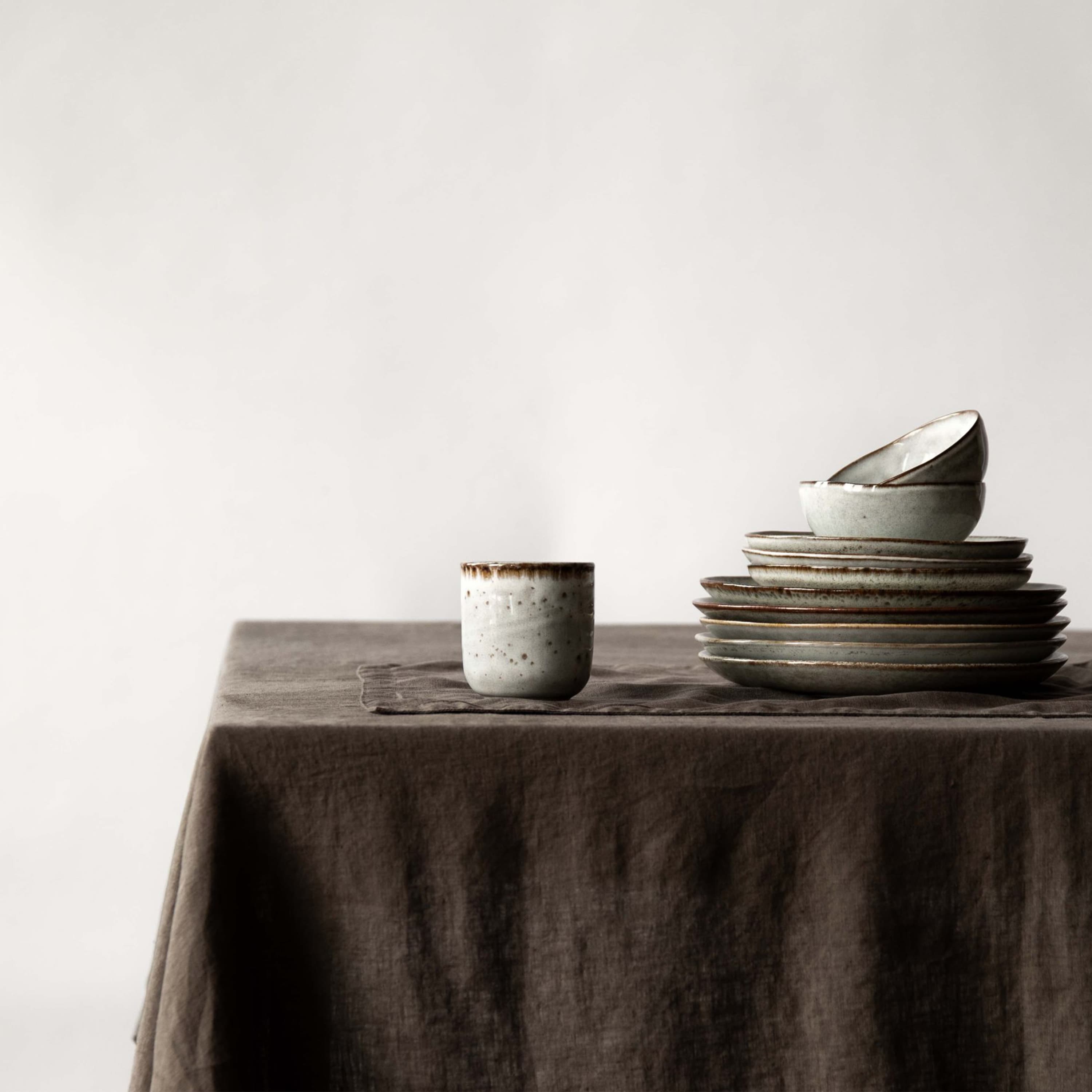 Pöytäliina Pellava Taupe 145x145