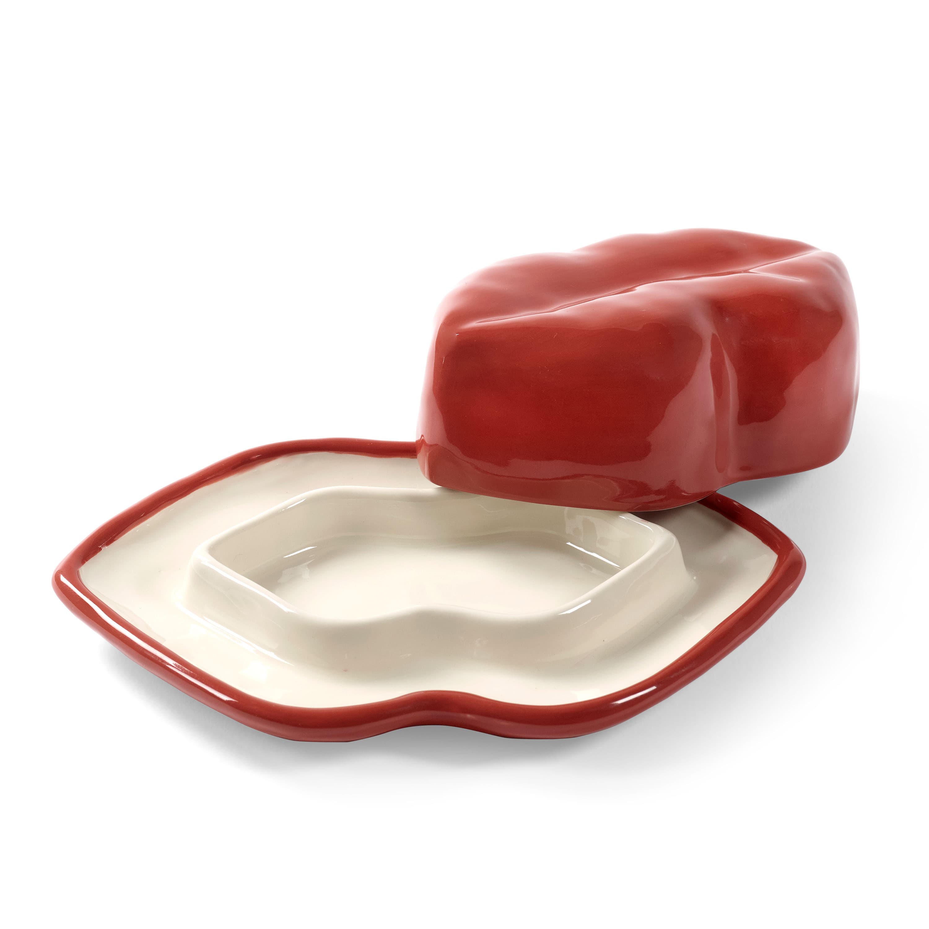 Les Objets Mouleversants Astia Kannella Red