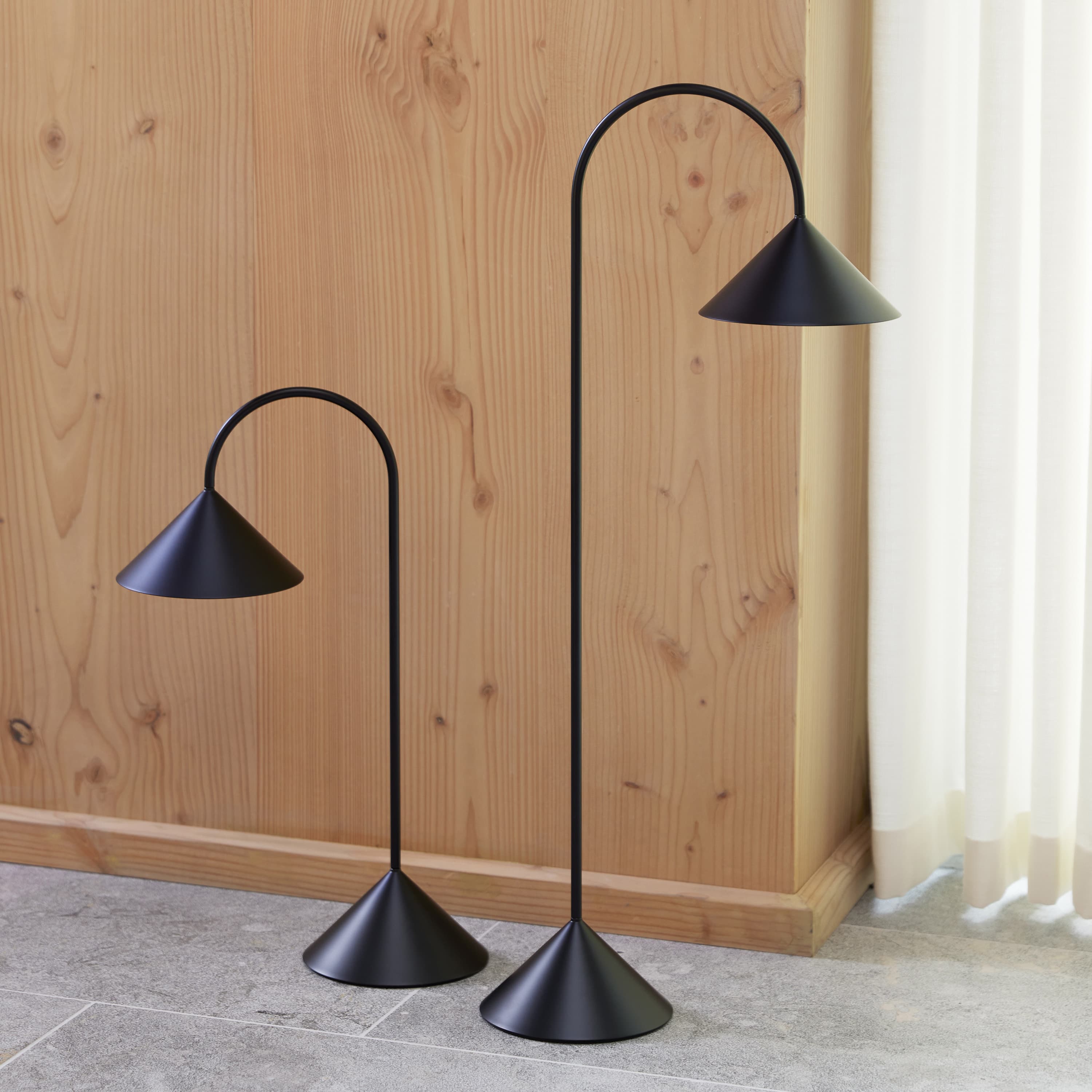 Grasp Kannettava Pöytävalaisin Matt Black 47cm
