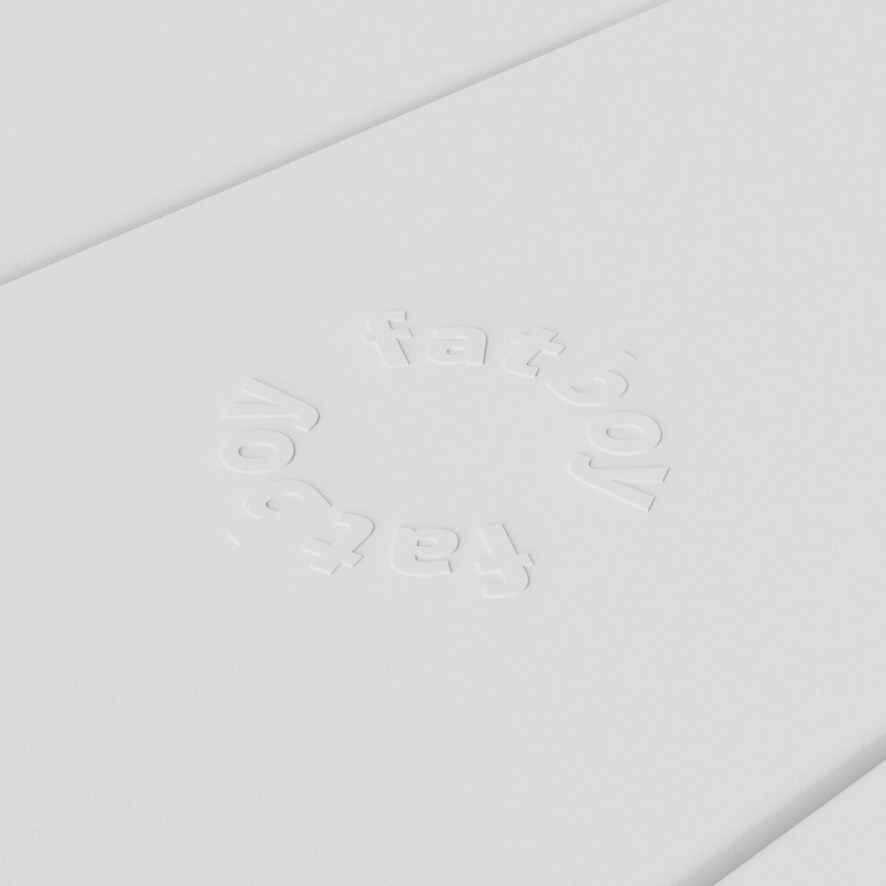 Fred's Bistreau Pöytä Light Grey Ø60
