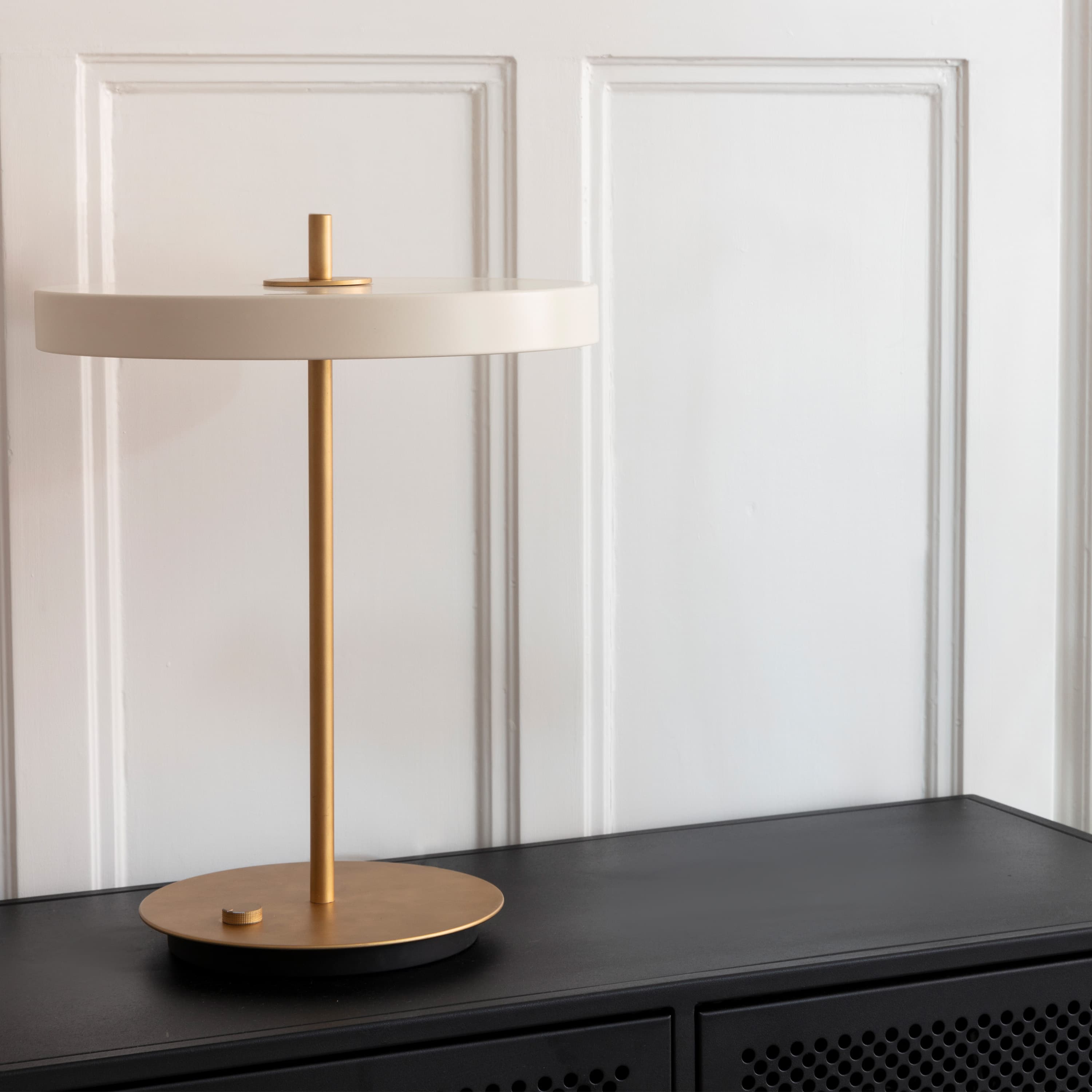 Asteria Pöytävalaisin LED Pearl