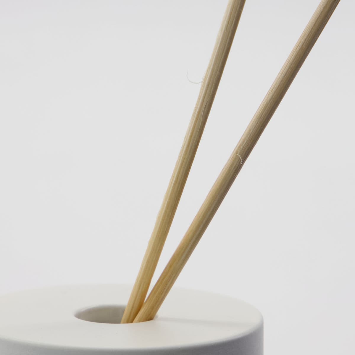 Fresh Linen Tuoksukynttilät 100ml