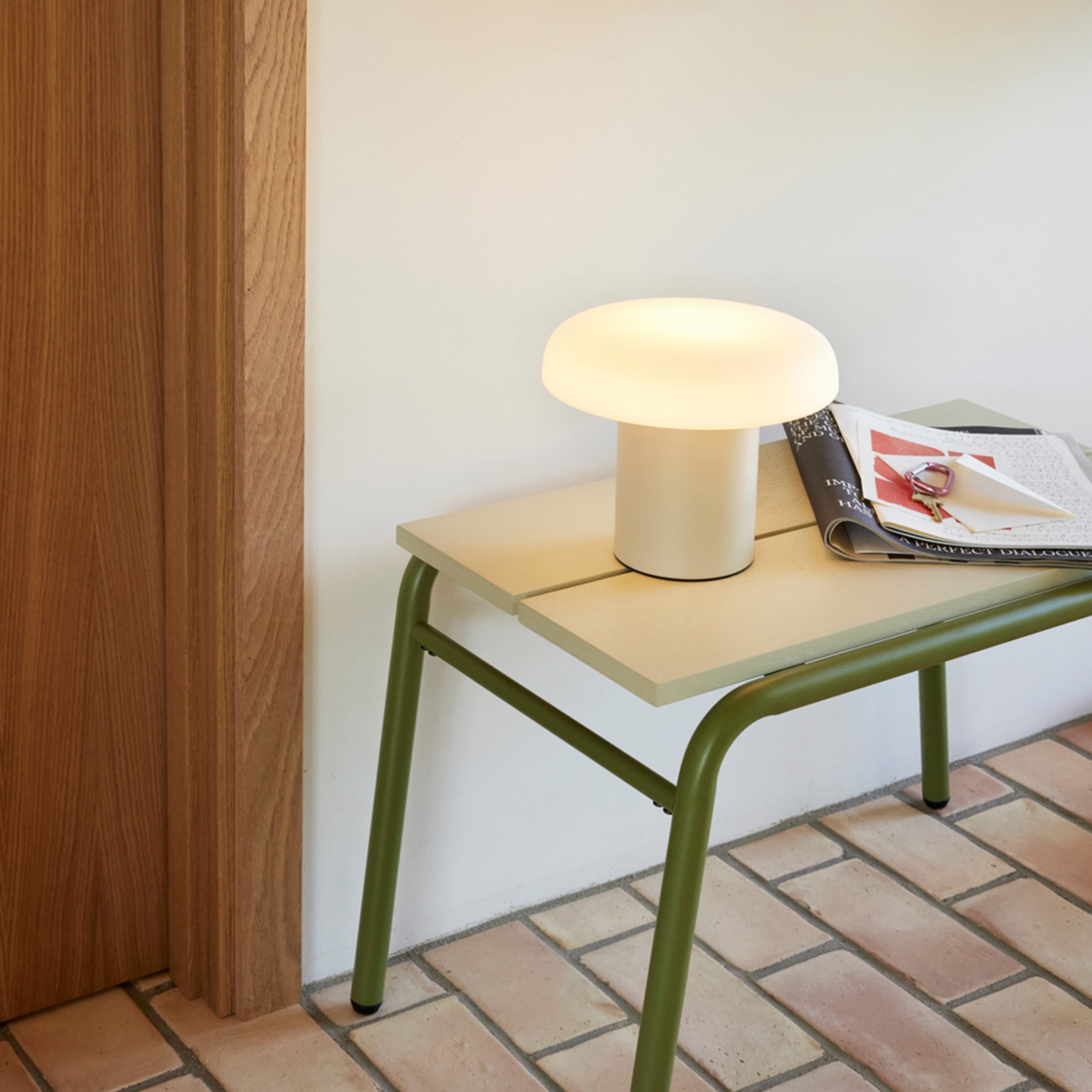 Ateliers Pöytävalaisin Sand/White Ø25cm