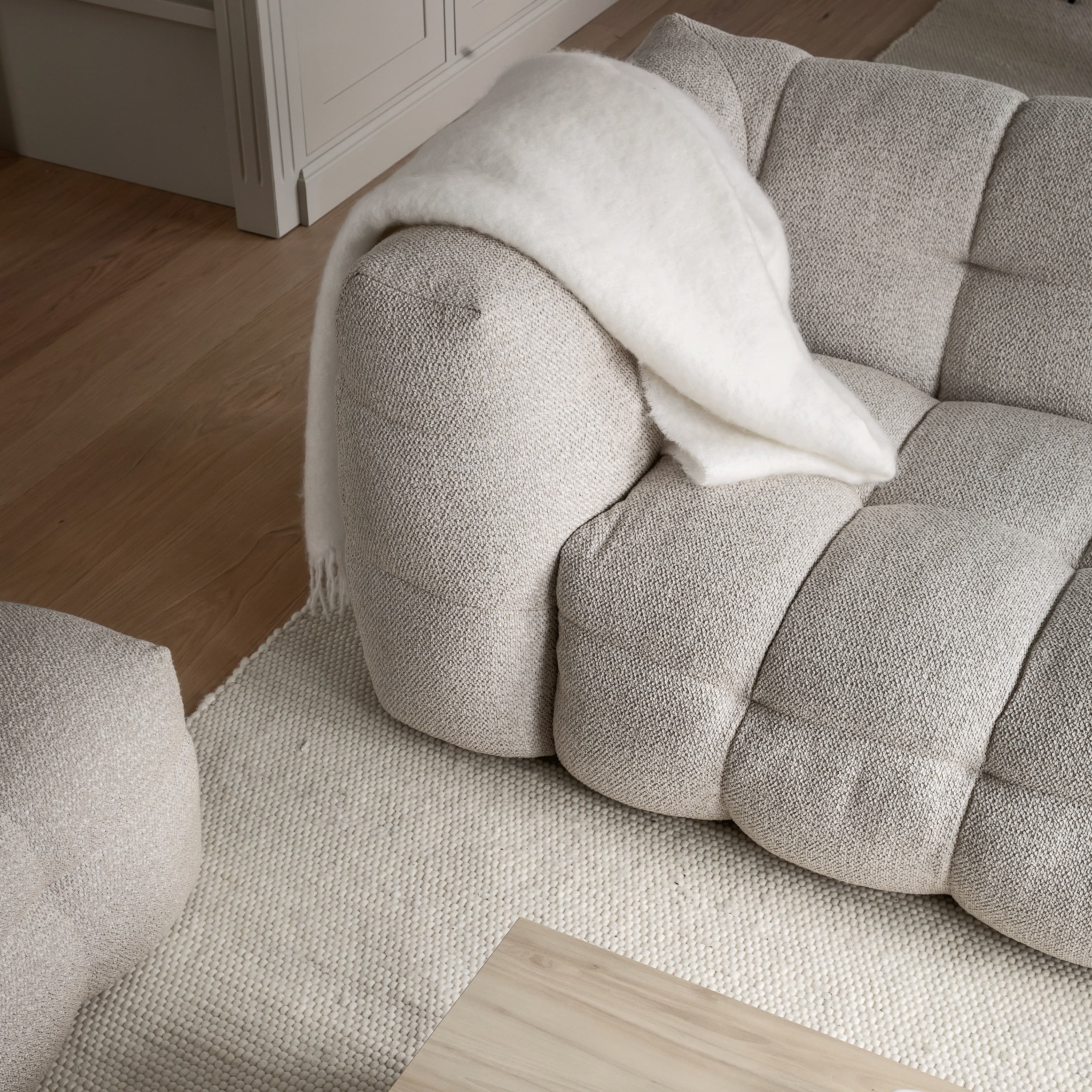 Billie 3-istuttava Sivumoduuli Vasen Käsinoja Beige Bouclé 202cm