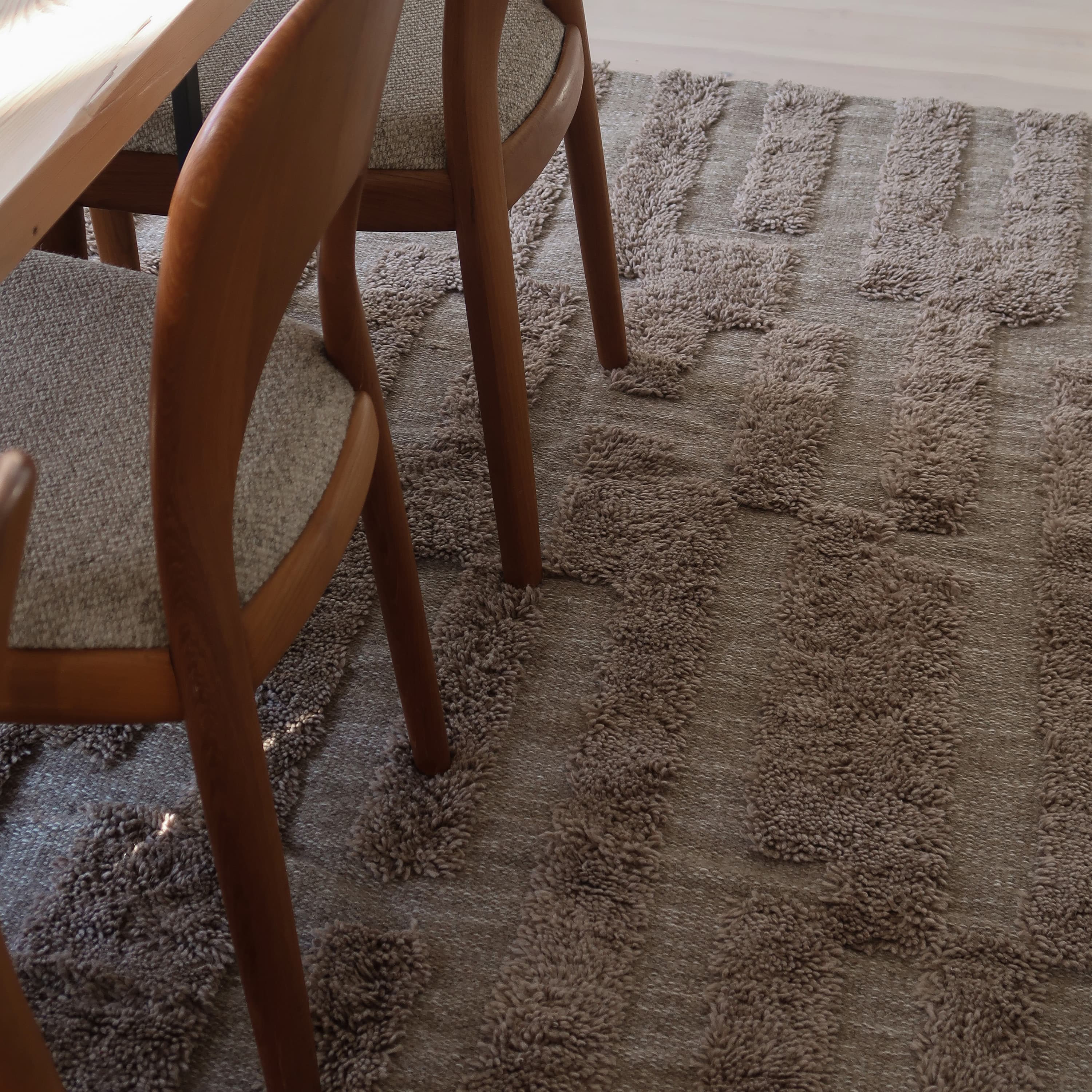 Bielke Villamatto Dark Beige 200x300