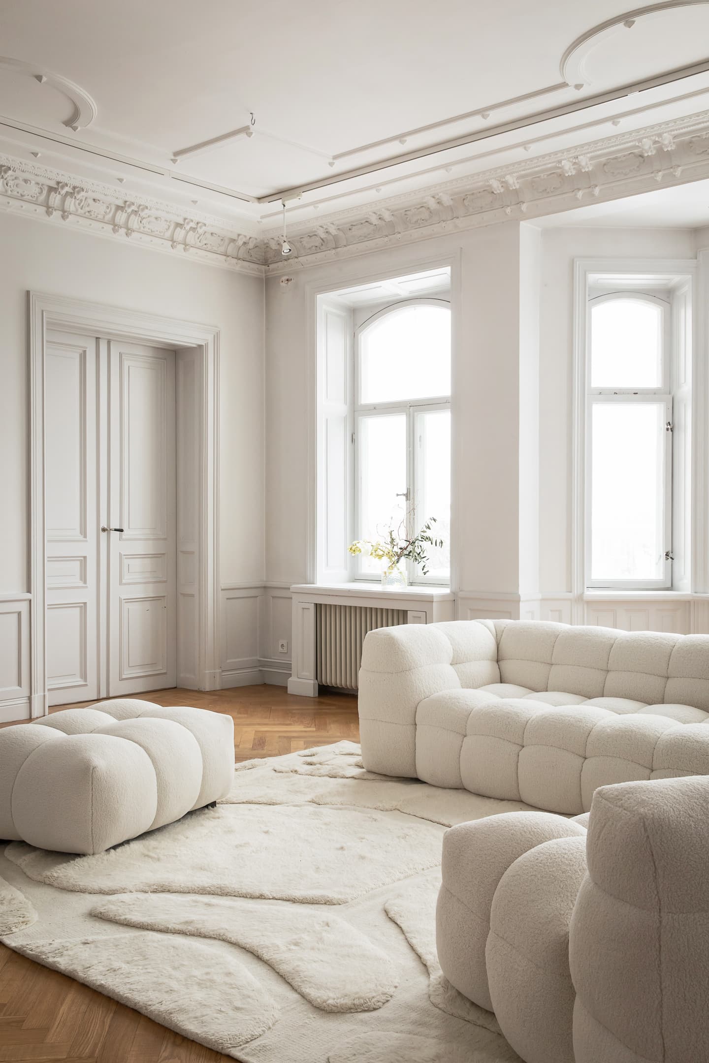 Vienna Villamatto Offwhite 200x300