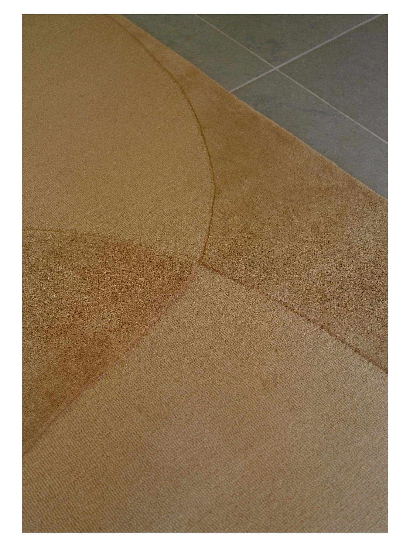 Split Plains villamatto mustard 200x300