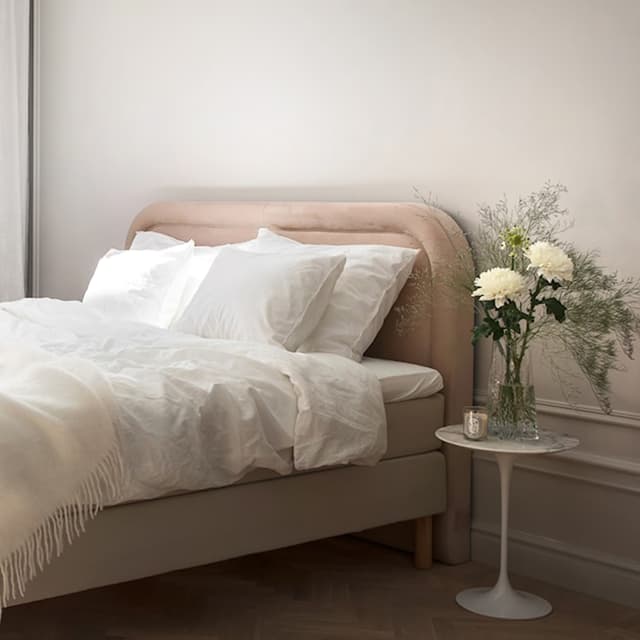 Celine sängynpääty sametti Beige 180 cm
