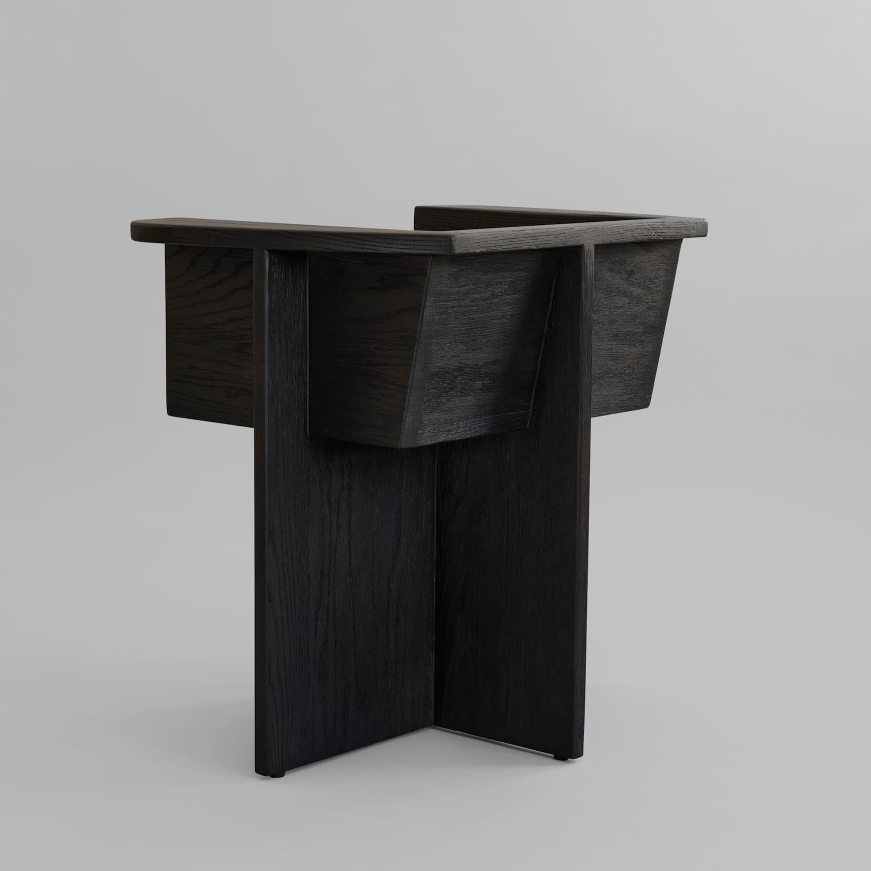Brutus Nojatuoli Coffee Black Tammi
