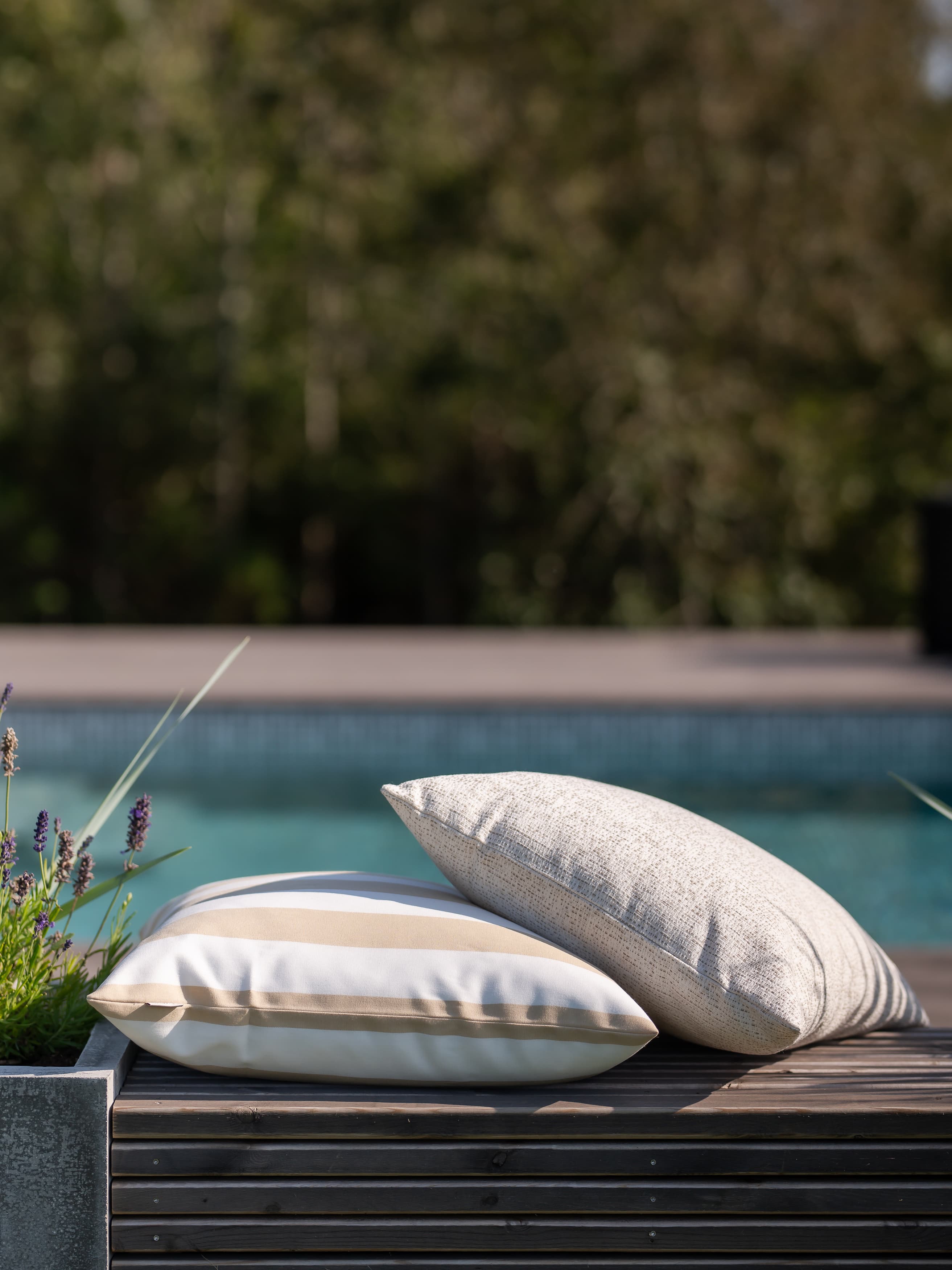Moln Outdoor Tyynynpäällinen Beige 45x45