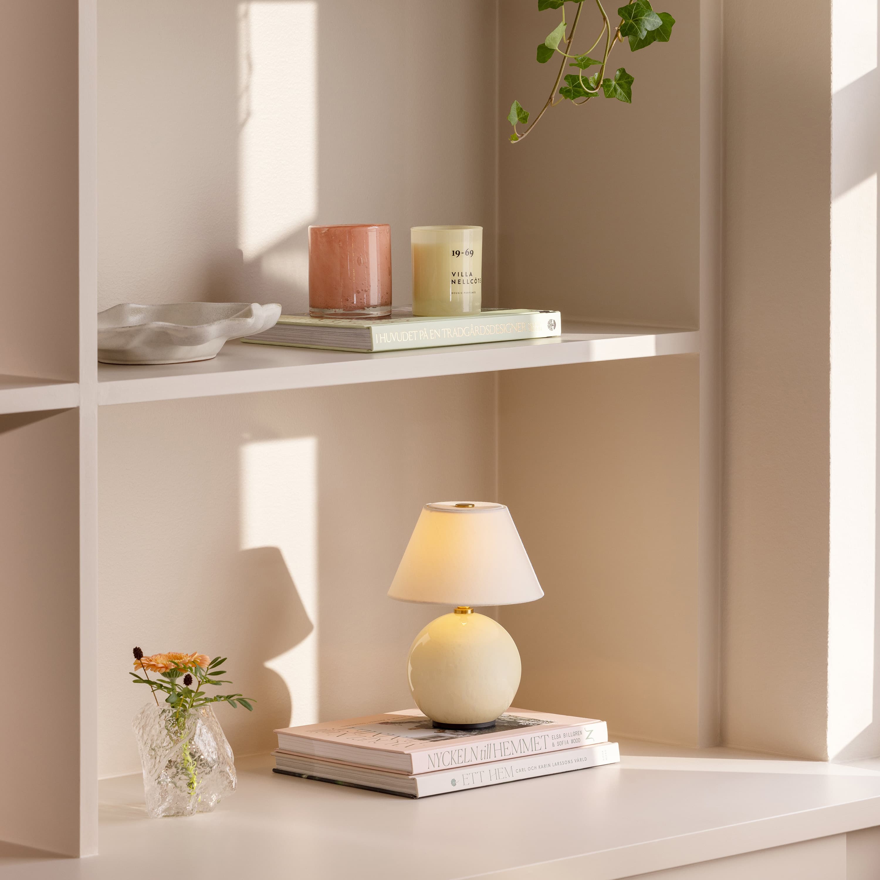 Iris Kannettava Pöytävalaisin Beige 16 cm