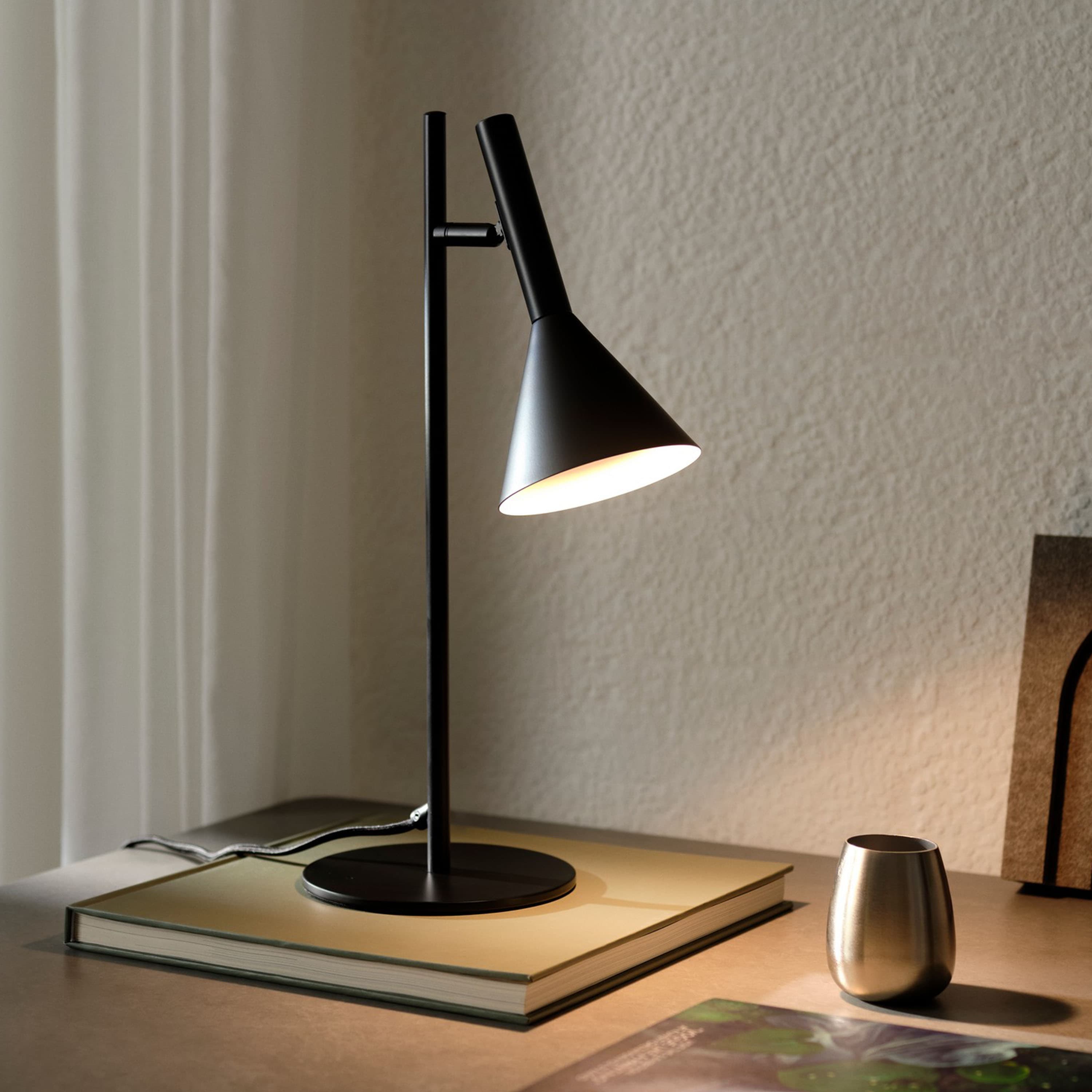 Kelvis Pöytävalaisin Musta 42cm