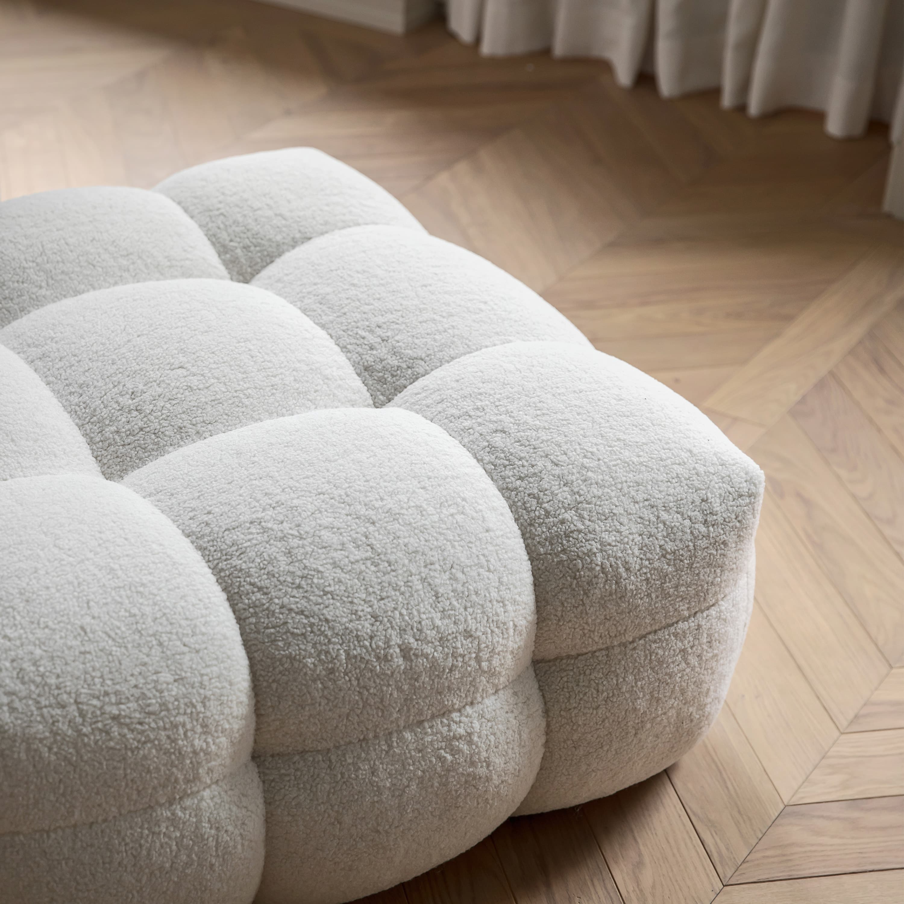Billie Istuinrahi L Creme Teddy