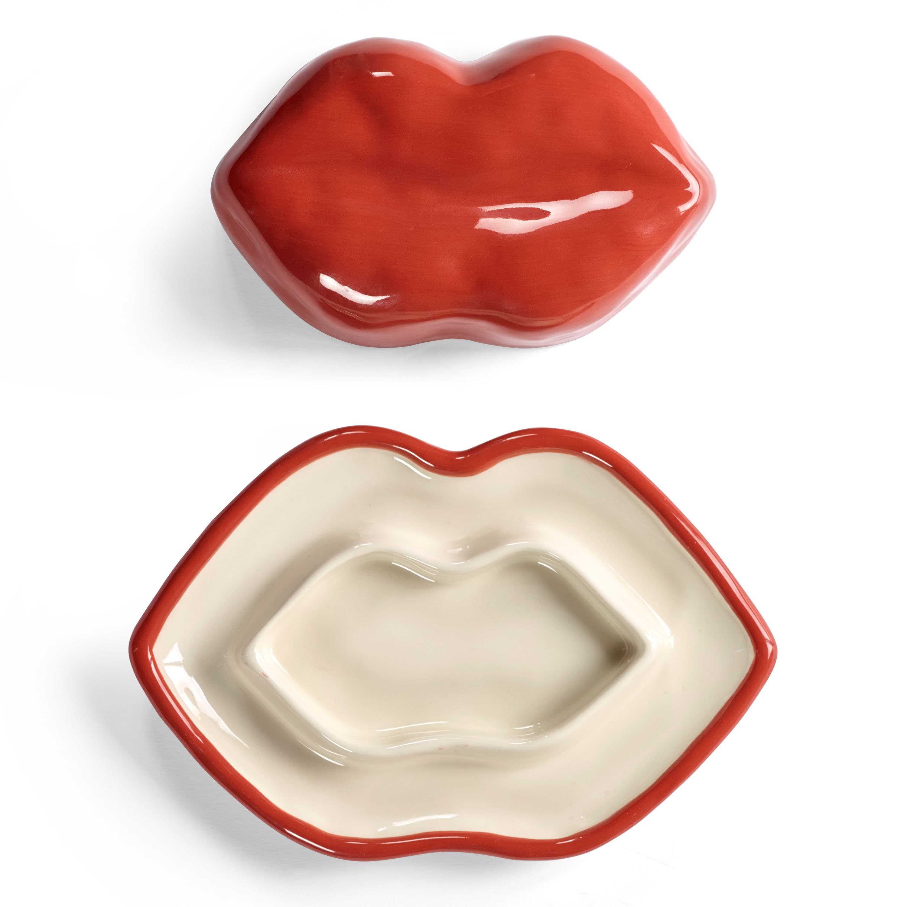 Les Objets Mouleversants Astia Kannella Red