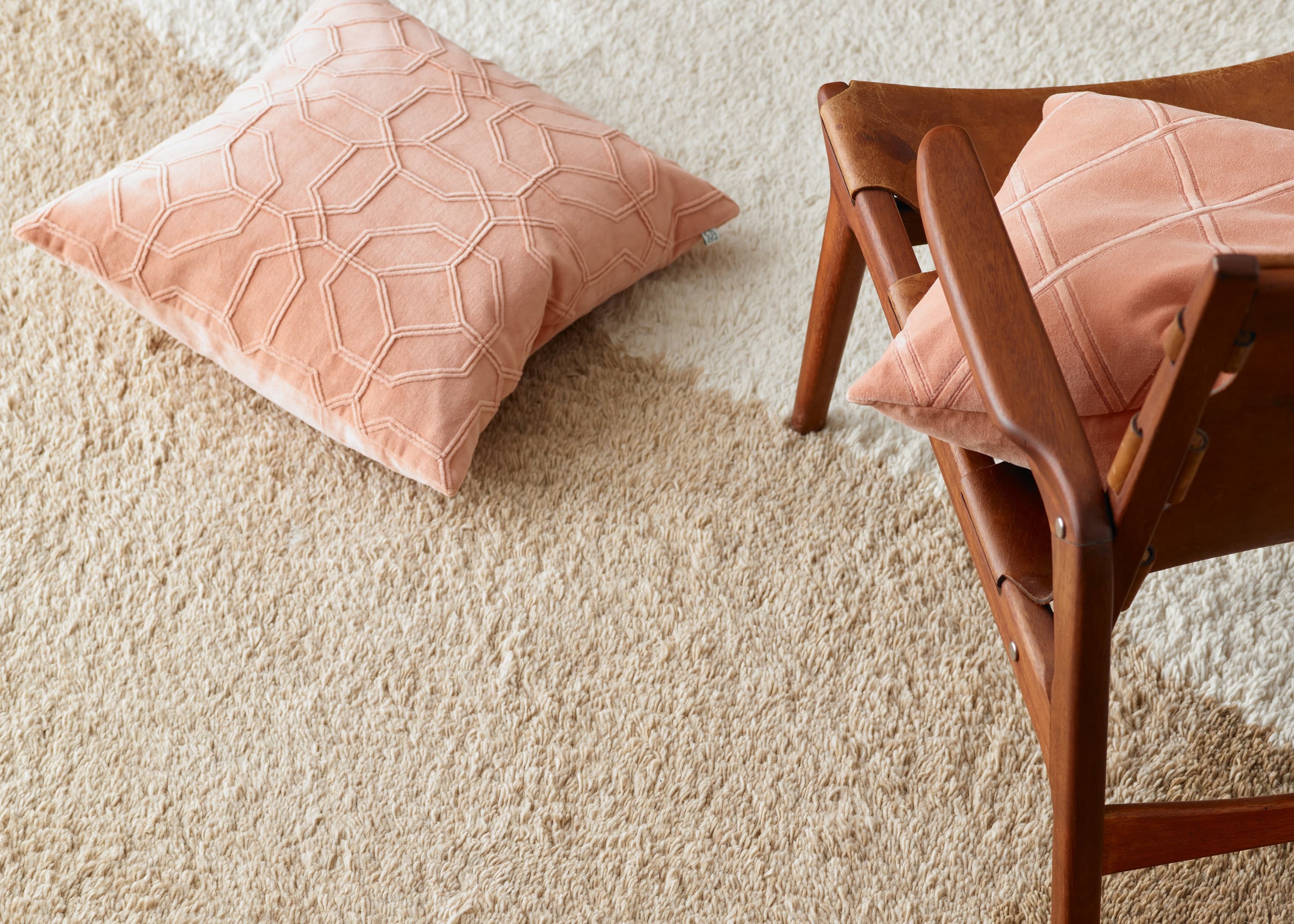 Nandi Tyynynpäällinen Sametti Ruusu 50x50
