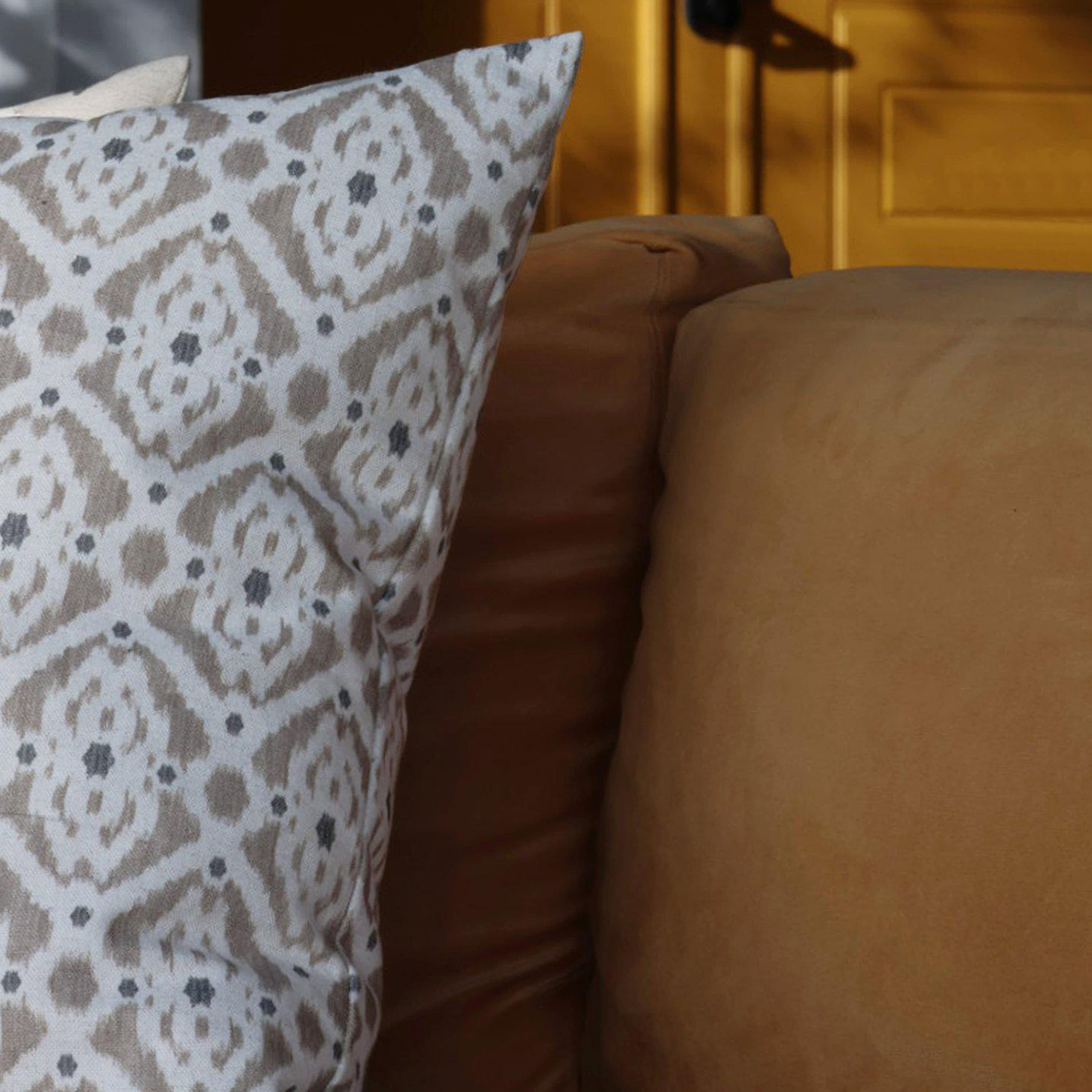 Ikat Koristetyyny Beige 50x50