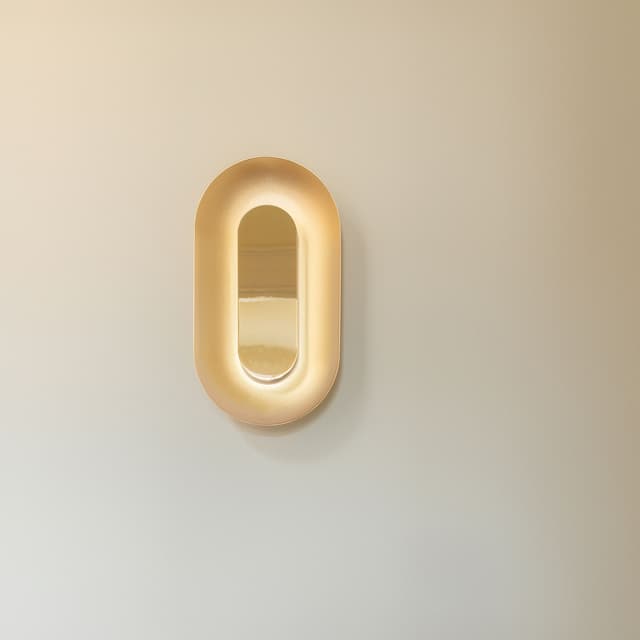 Sasi Seinävalaisin Brass Small