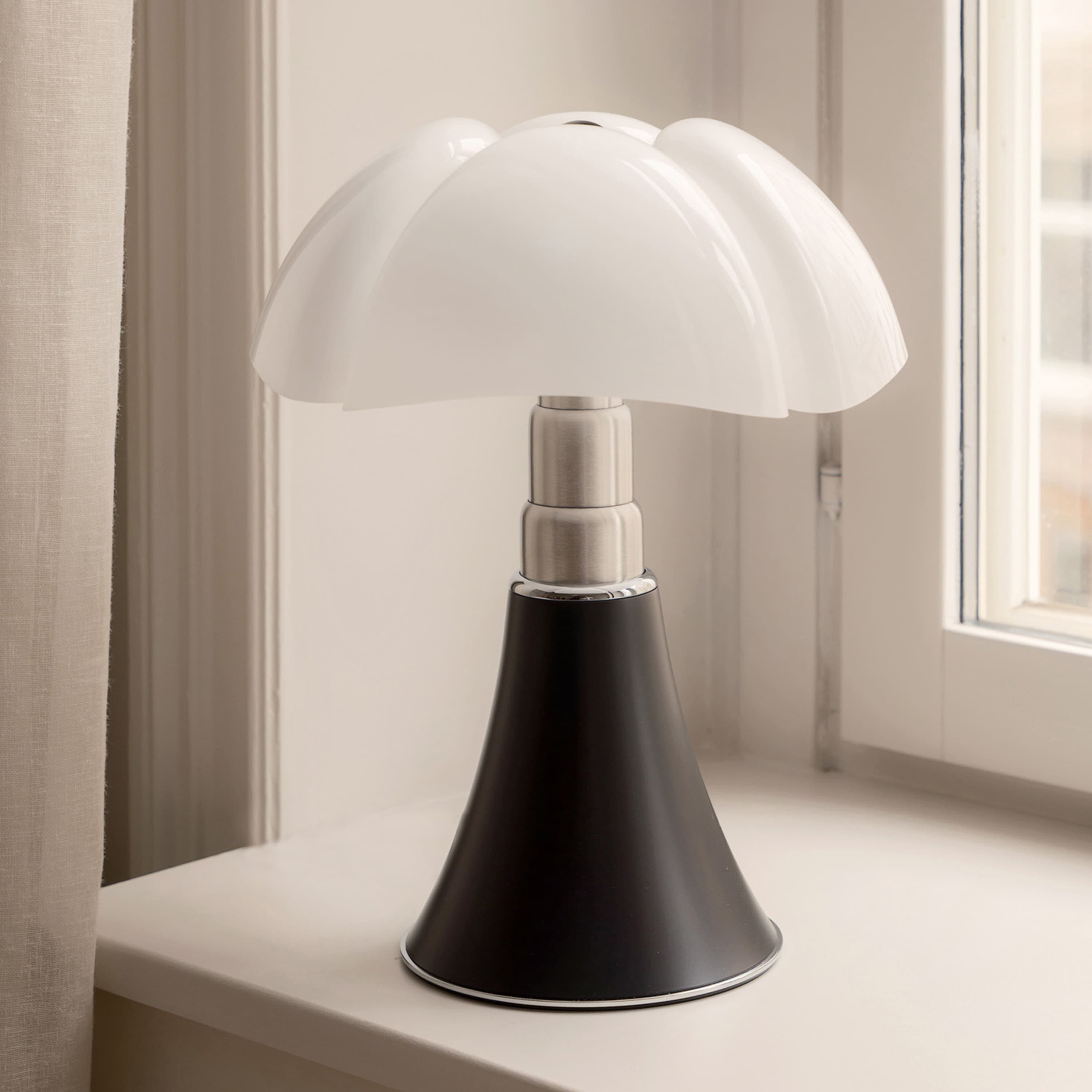 Pipistrello Mini Kannettava Pöytävalaisin Himmentimellä LED Tummanruskea