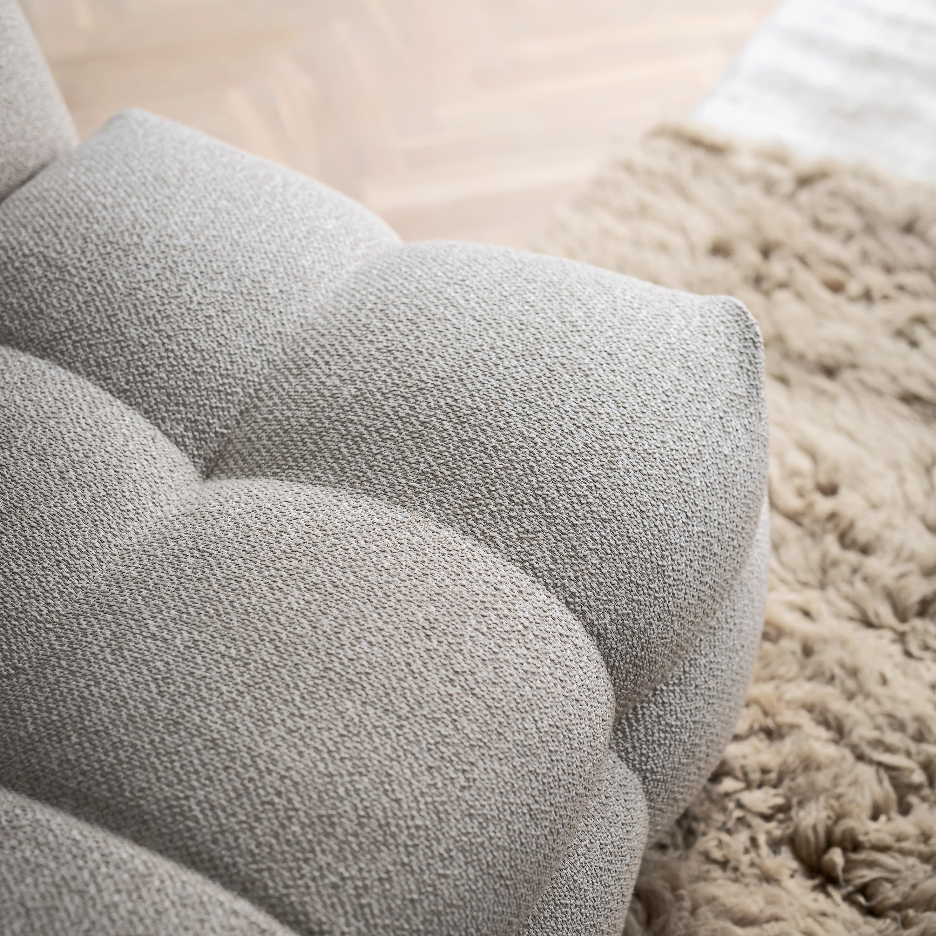Billie Istuinrahi L Beige Bouclé