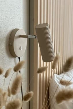 Hubble Seinävalaisin Beige