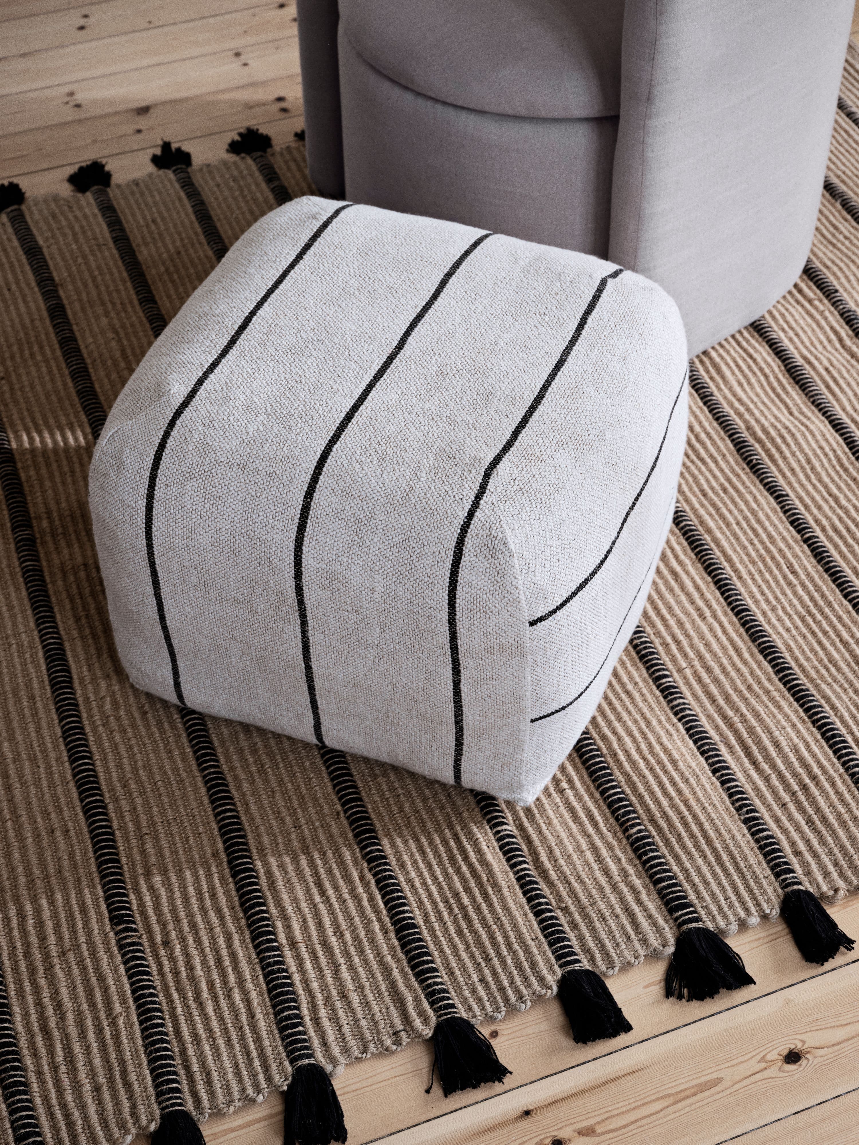 Sigrid Istuintyyny Vaalean Beige/Musta 50cm