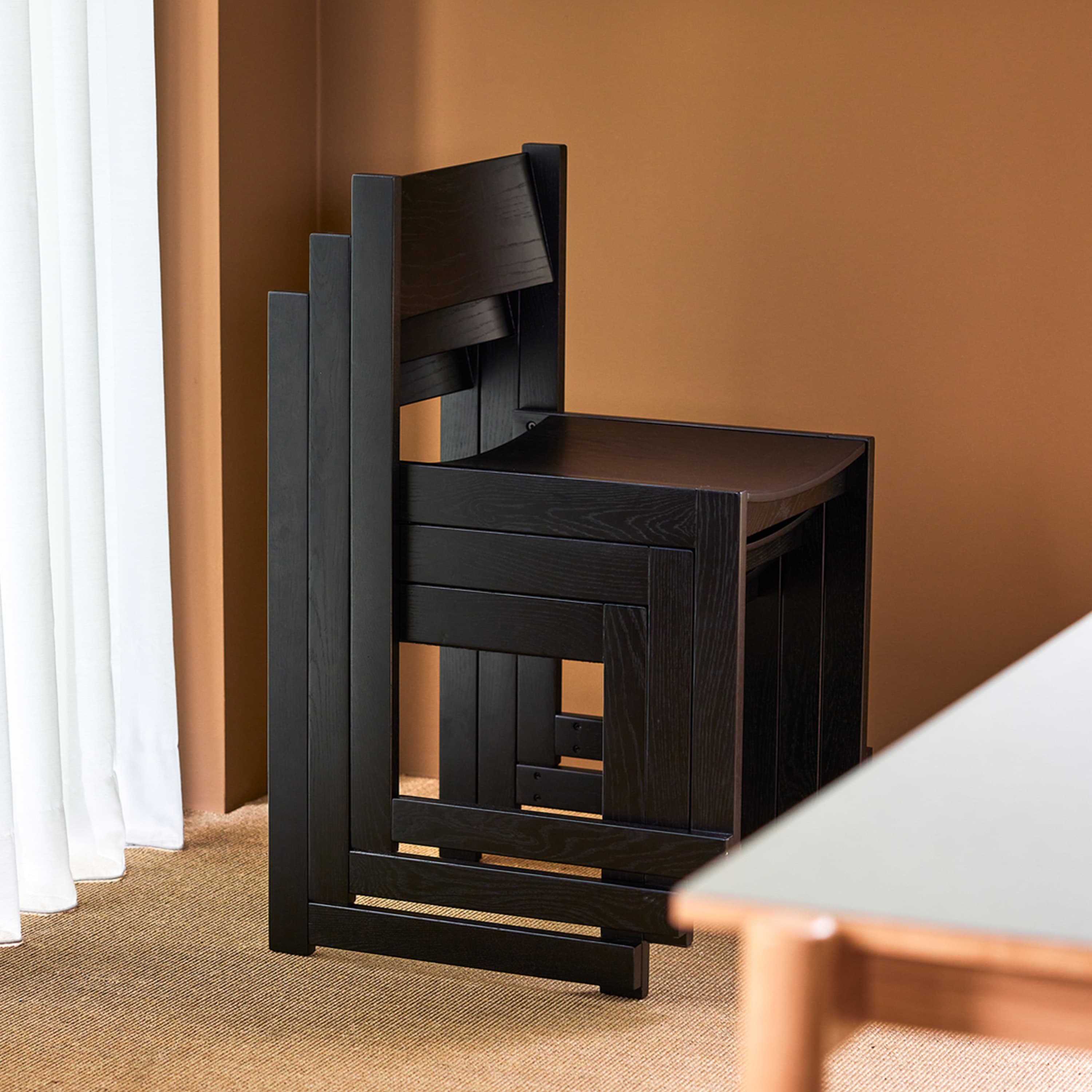 Forma Ruokatuoli Black