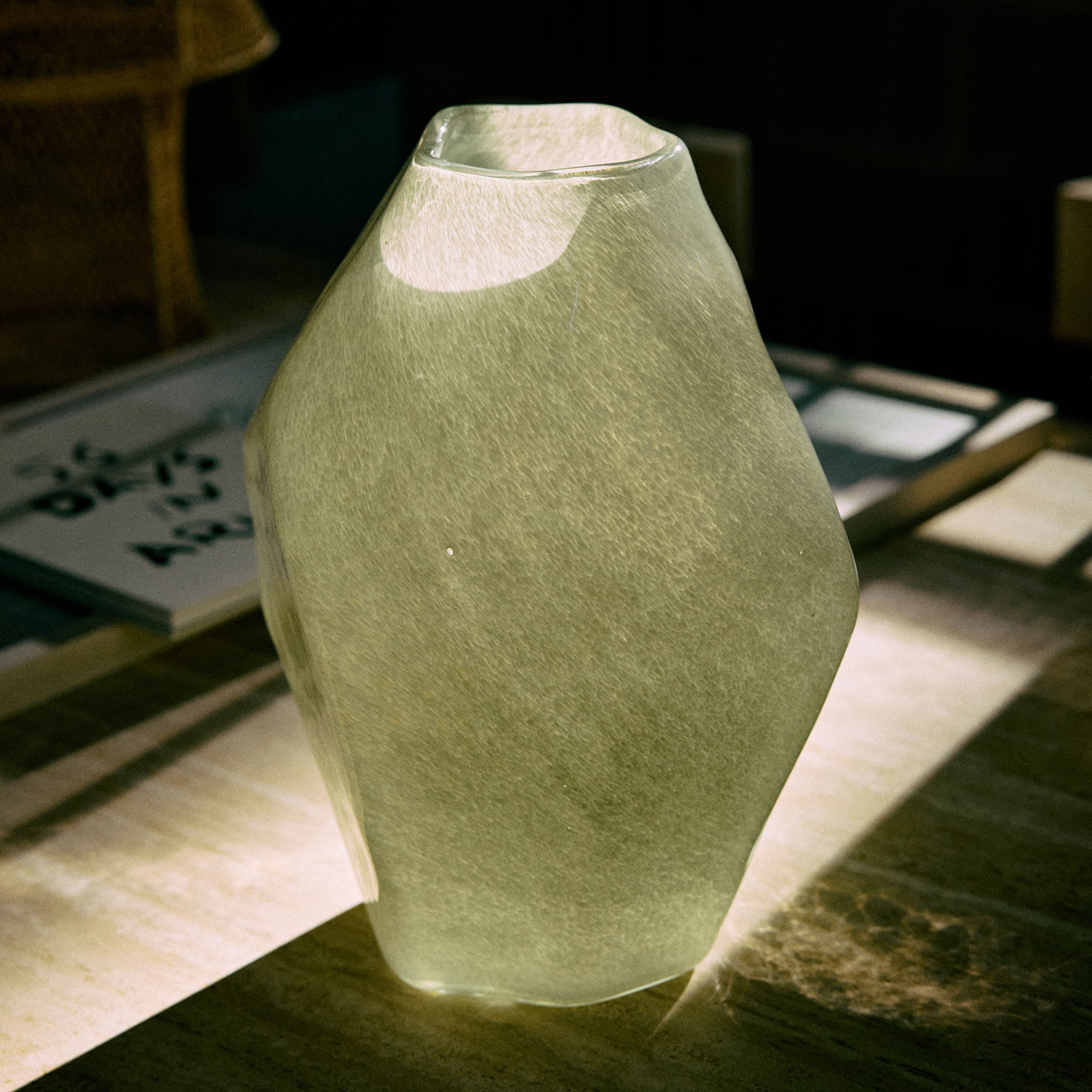 Gemstone Maljakko Jade 34 cm