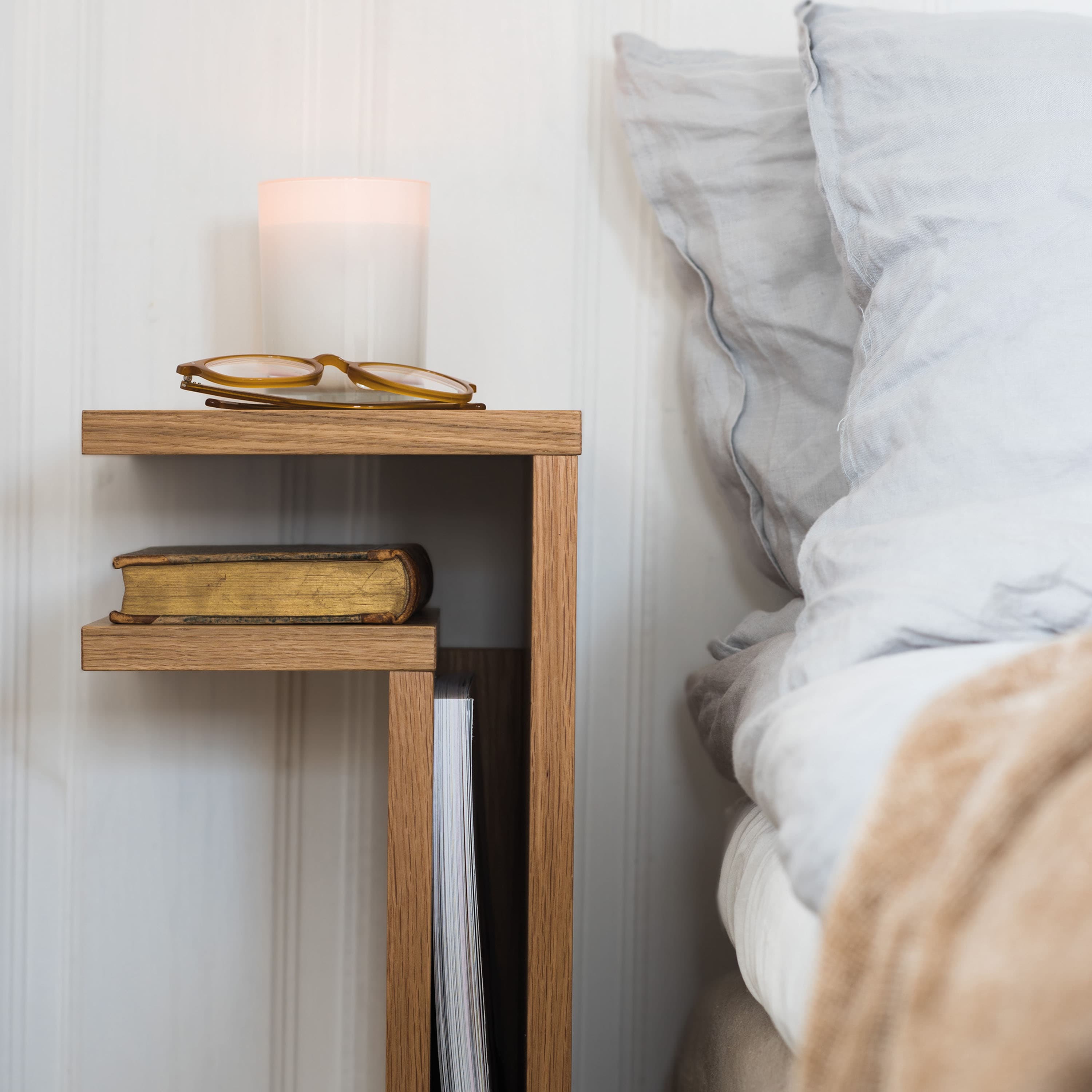F-Shelf Left Yöpöytä Luonnollinen Tammi