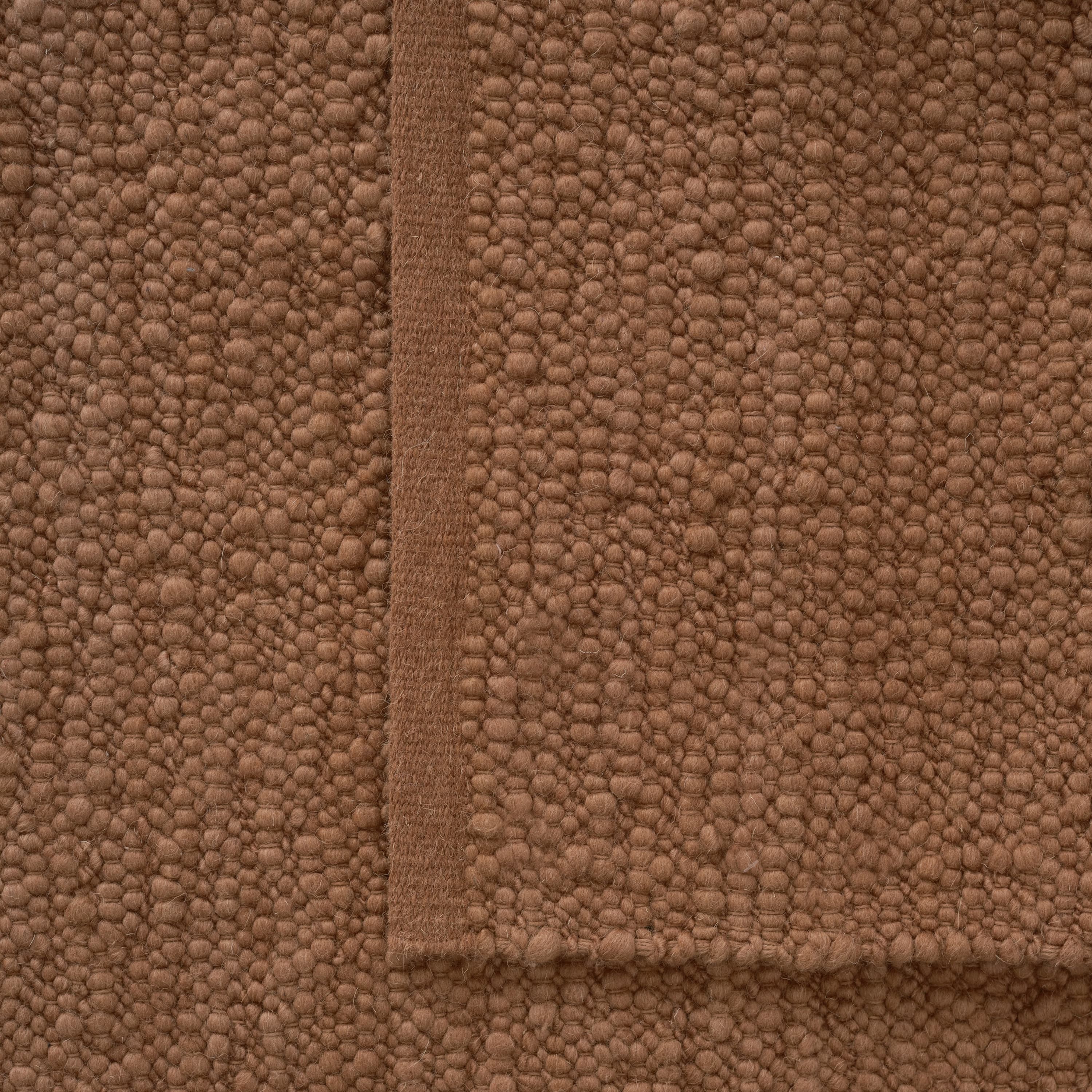 Pebbled Poem Villamatto Terracotta 200x300