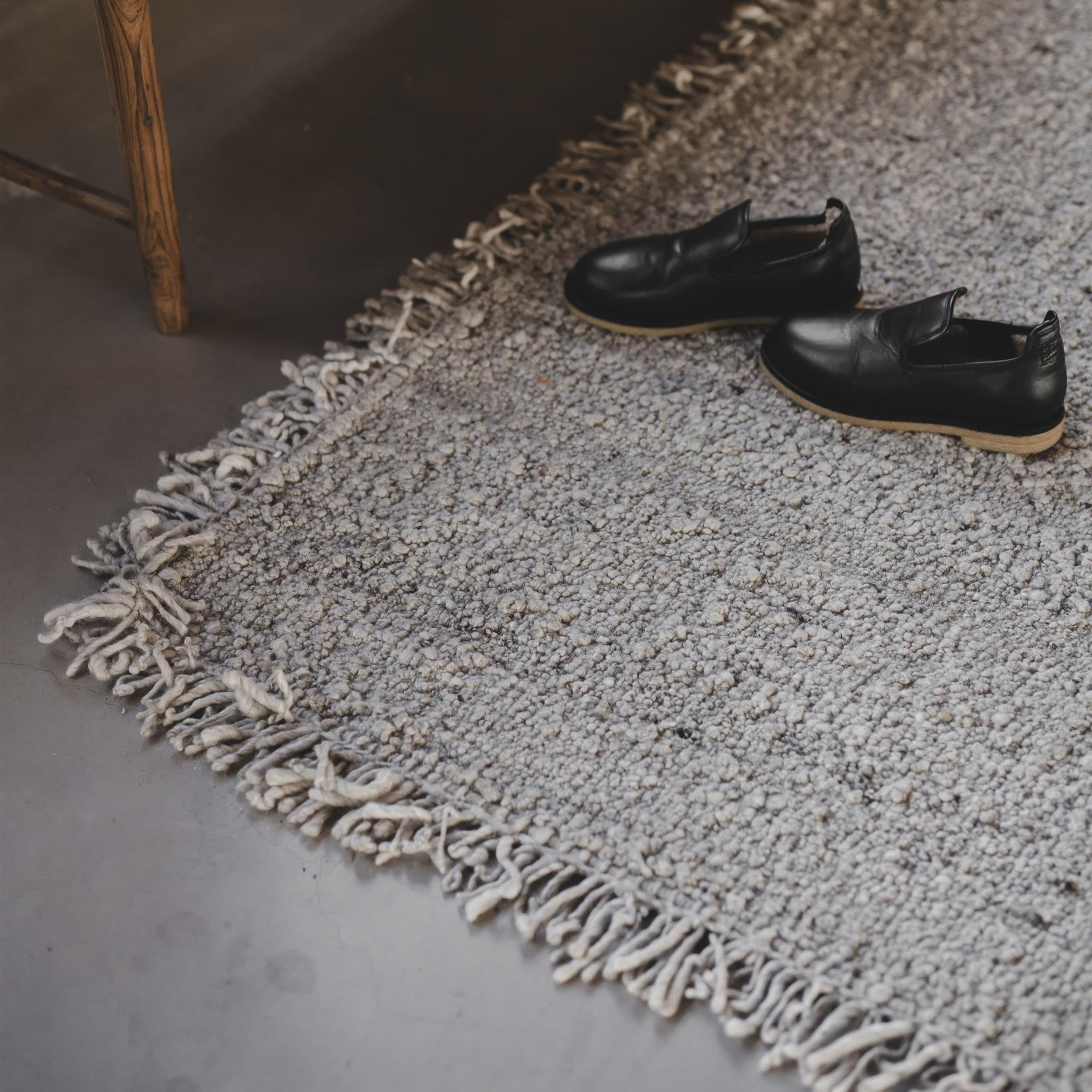 Suri villamatto taupe 200x300