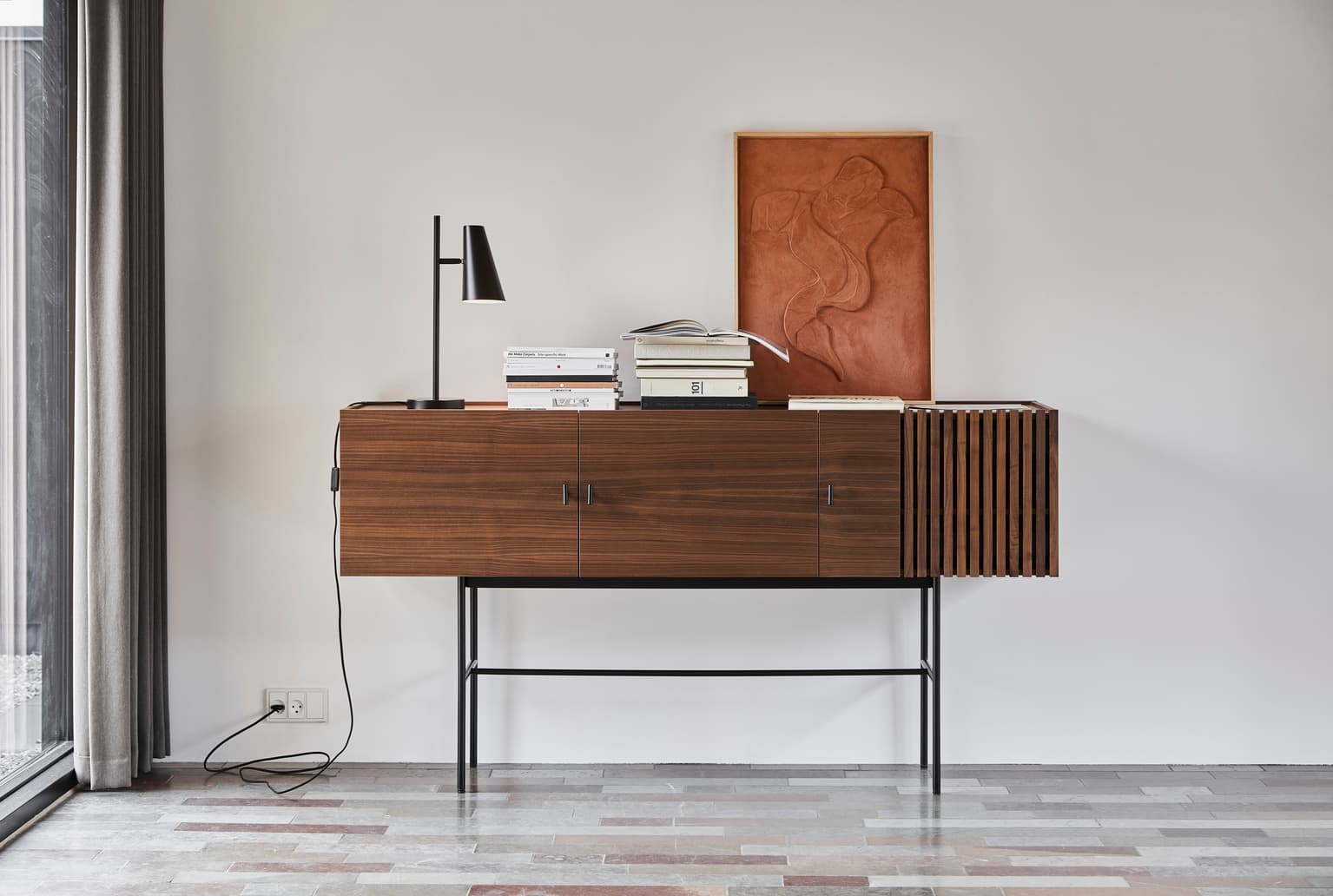 Array senkki walnut/black 180 cm